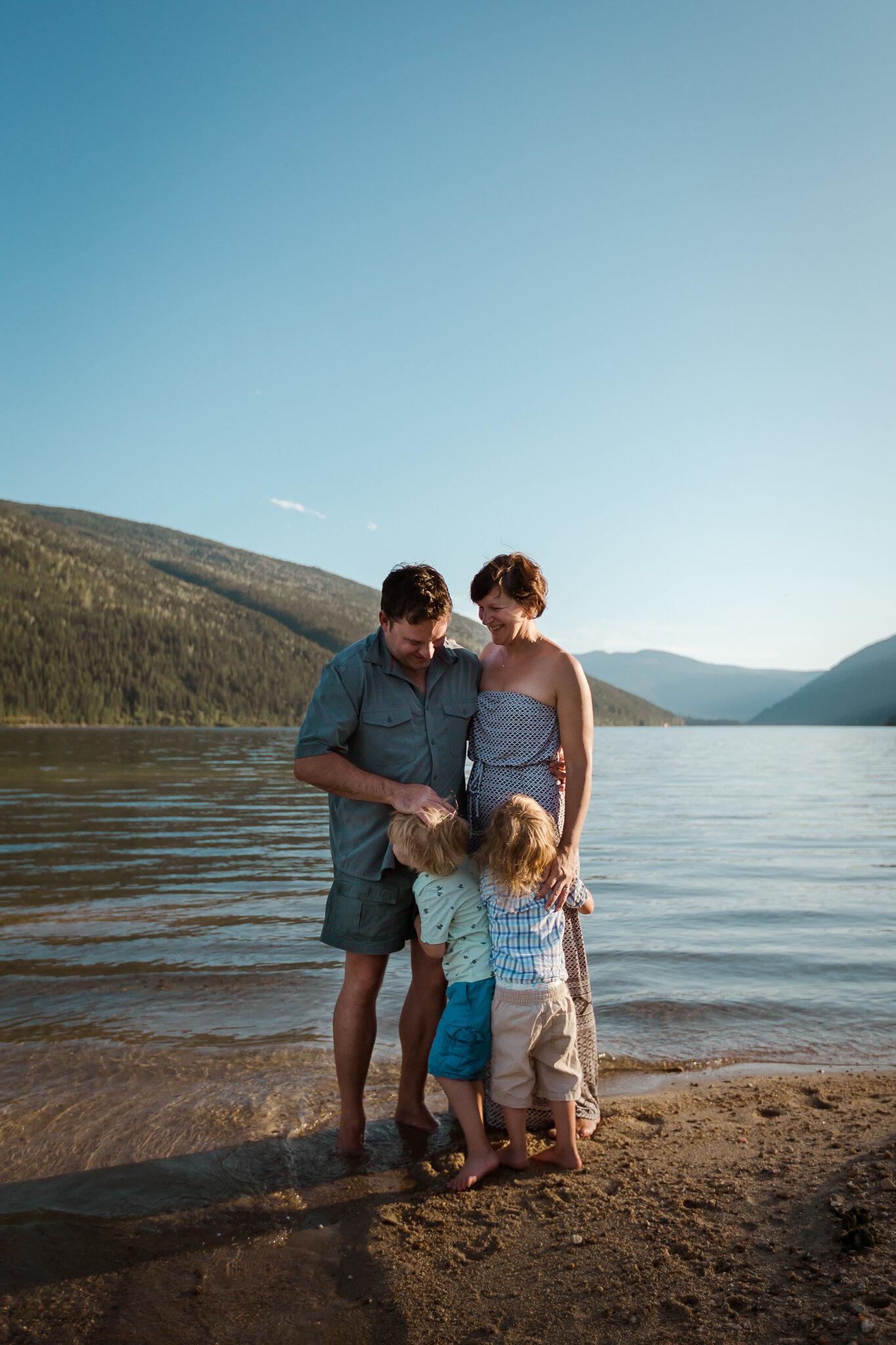 kootenaylakefamily_photographybylarissa-0336.jpg