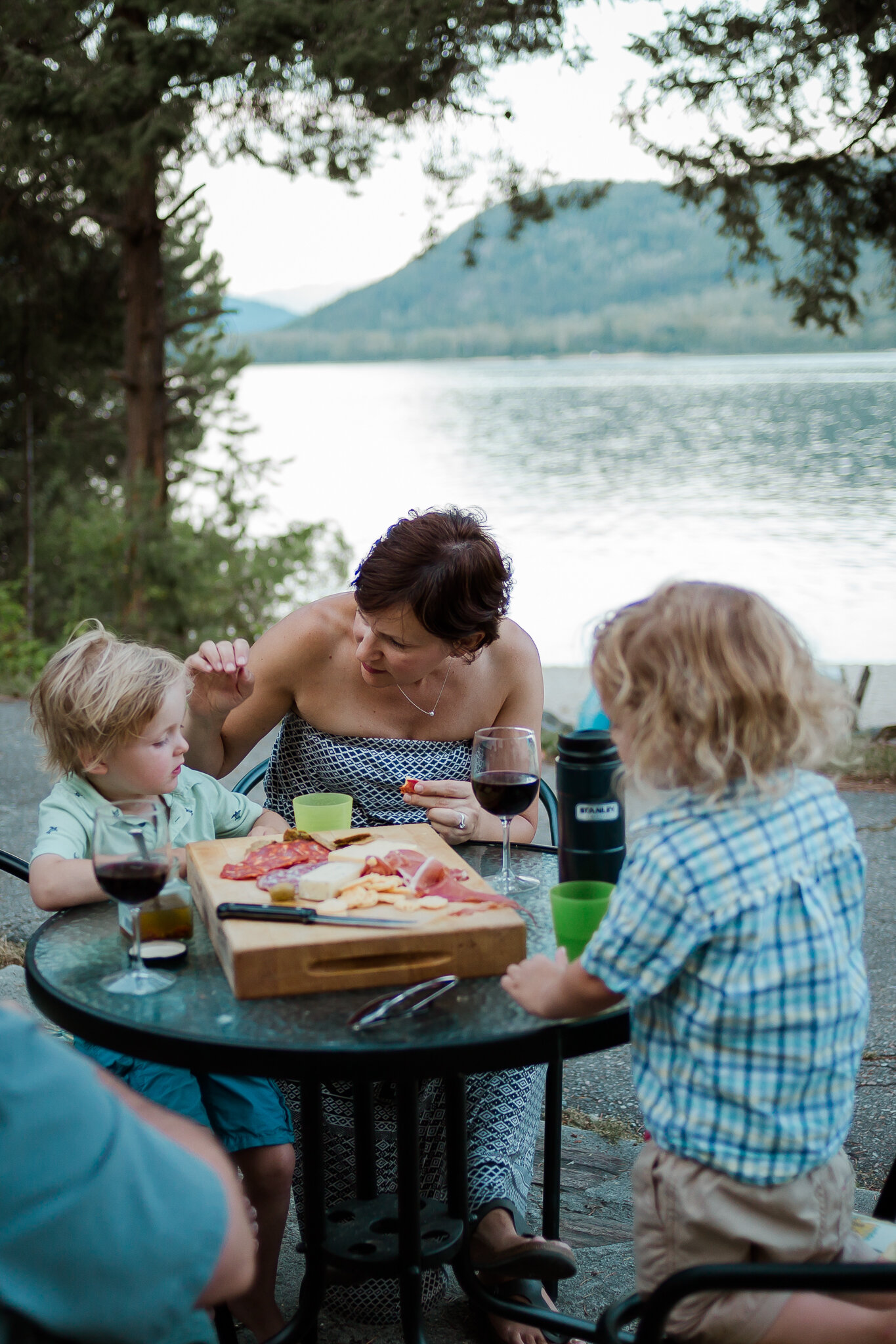 kootenaylakefamily_photographybylarissa-1526.jpg