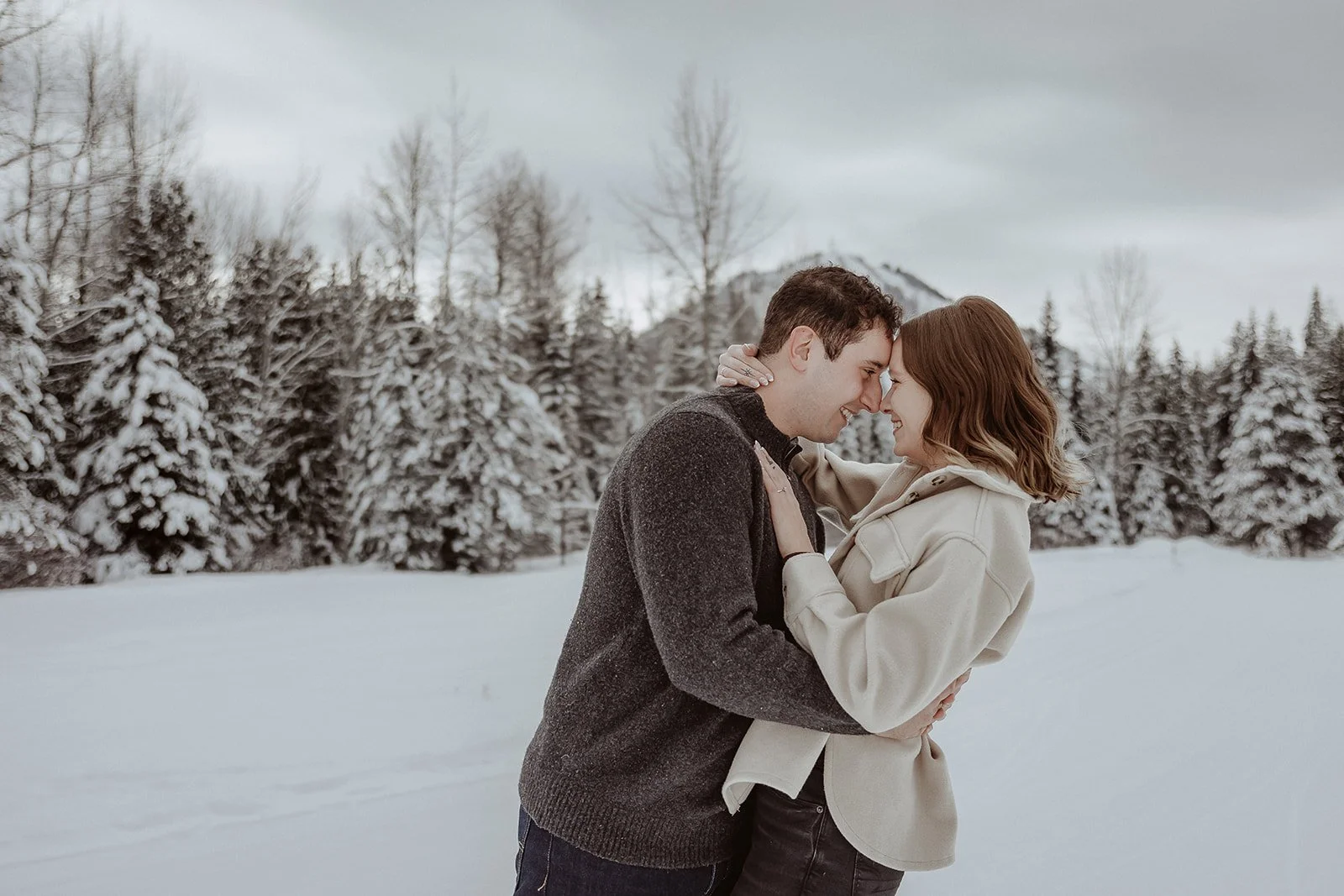 love is in the air - a winter engagement session in Rossland