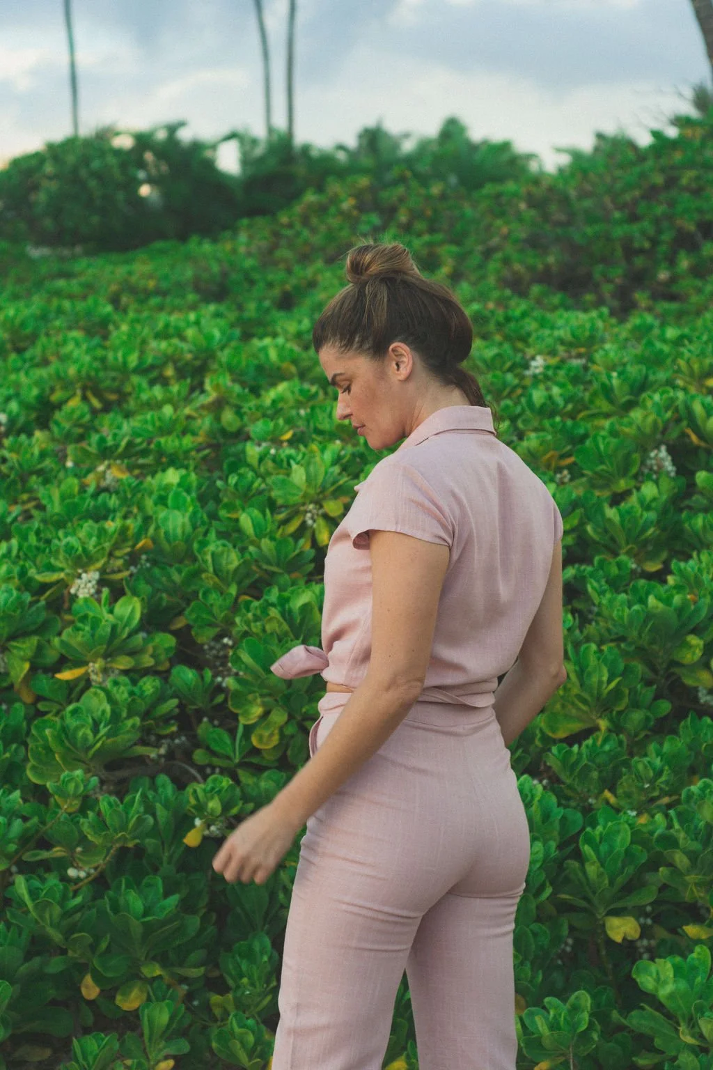 Pink Linen pants Back.jpg