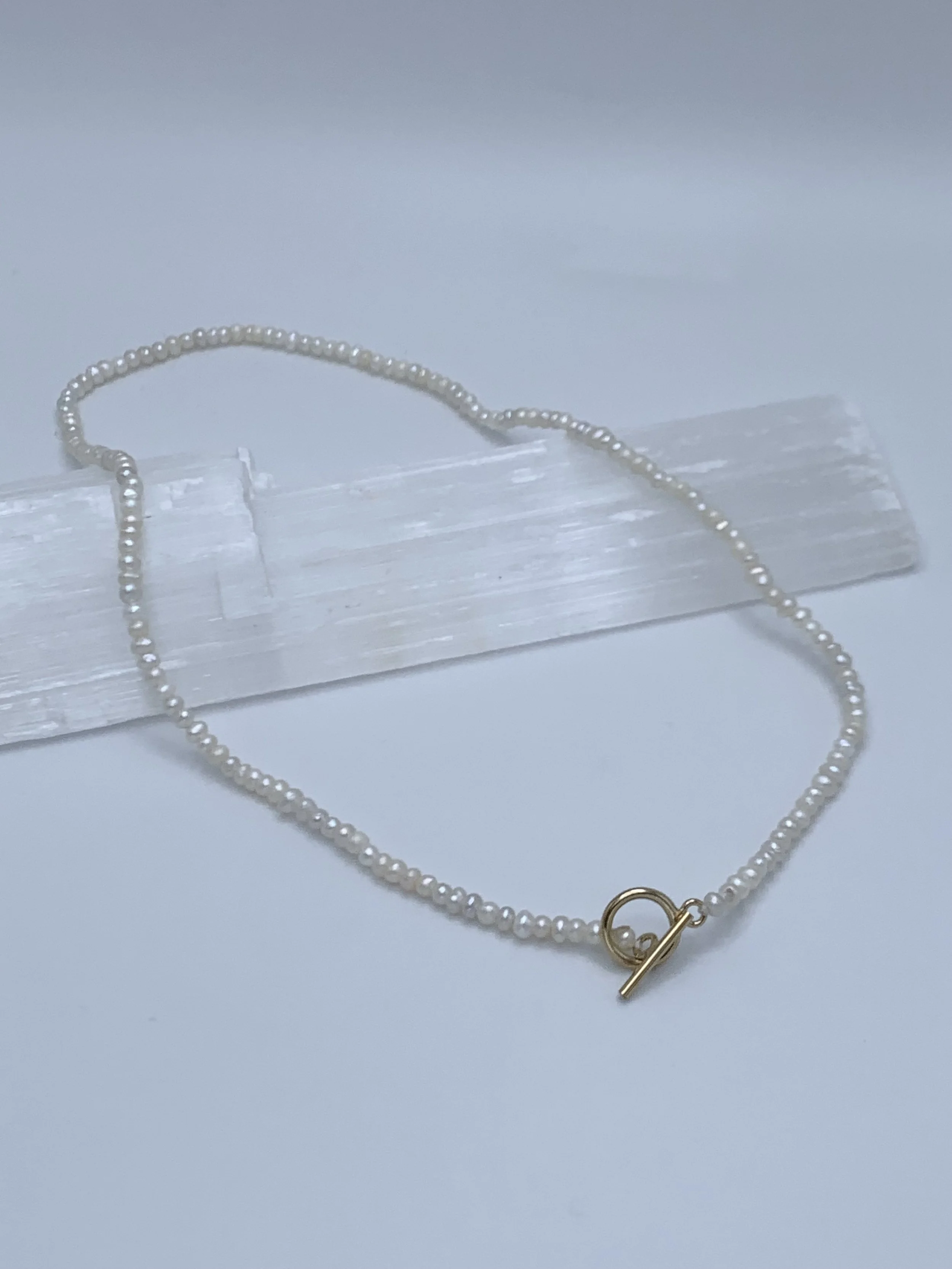 Dainty Pearl Choker.JPG