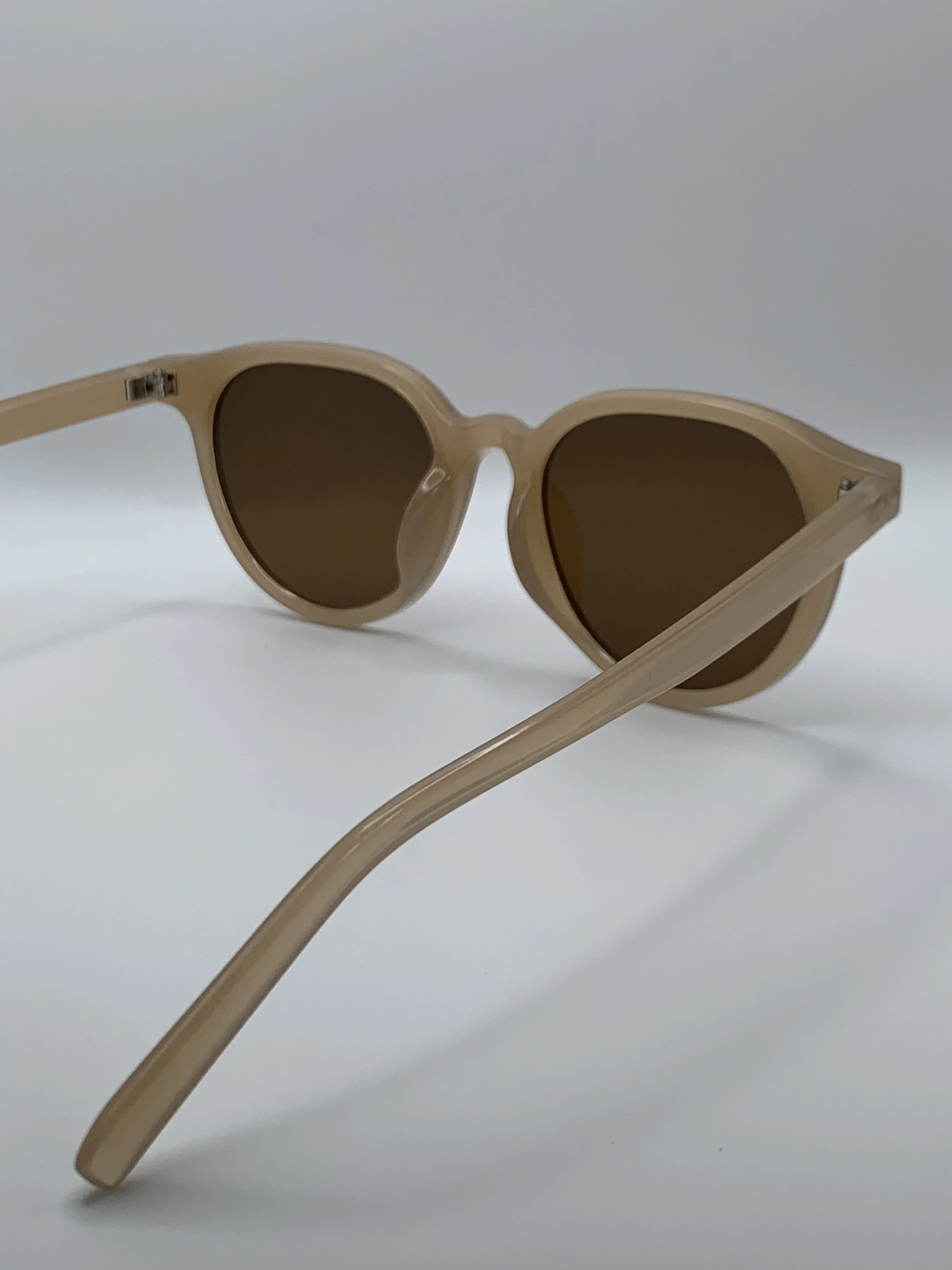 Gewn Sunglasses in Nude detail.JPG
