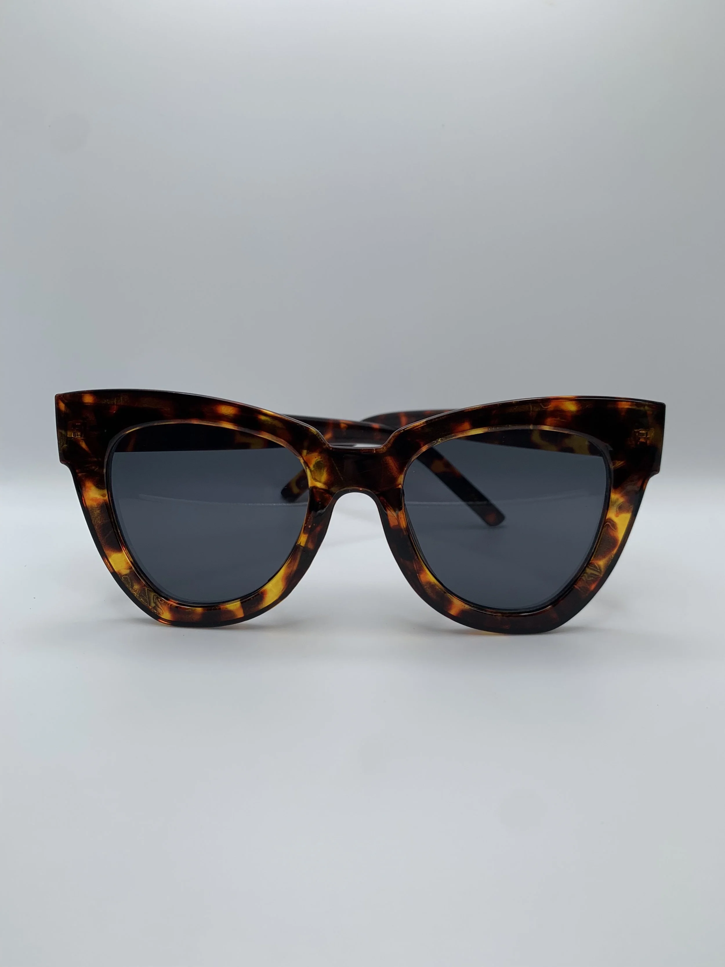 Josephine in Tortoise Shell.JPG