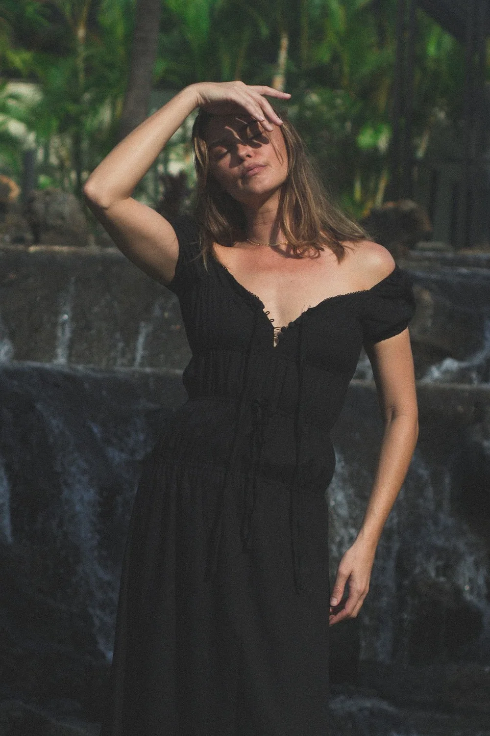 camilla black dress in — Hayhay Hawaii plus size a line YGroup_anabella-strapless Color:Blue/Cream Stripe Layer with Ghaida Long