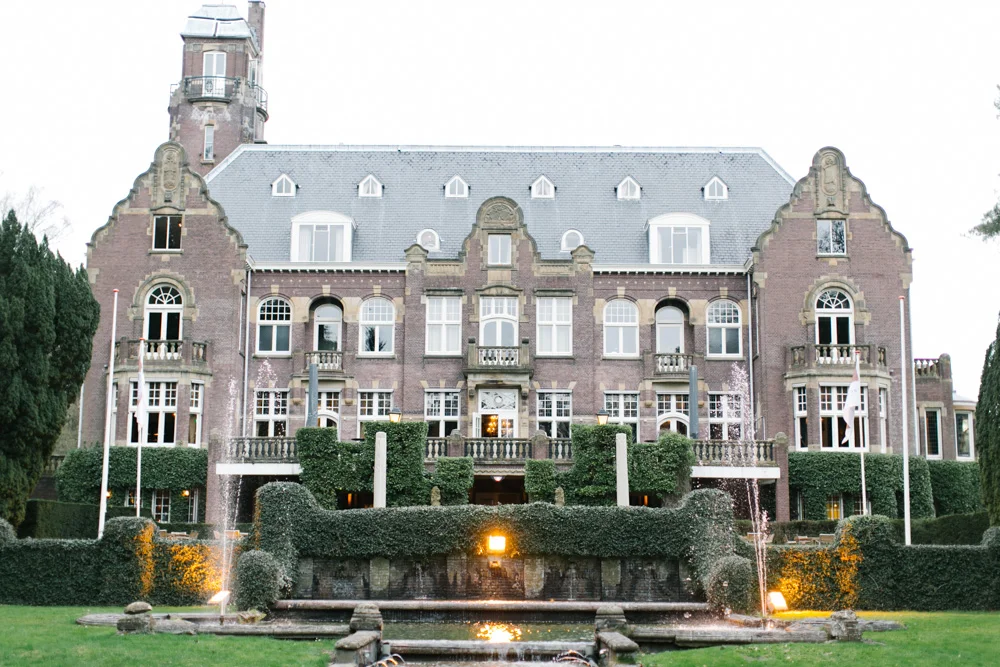 kasteeldehoogevuursche-1.jpg