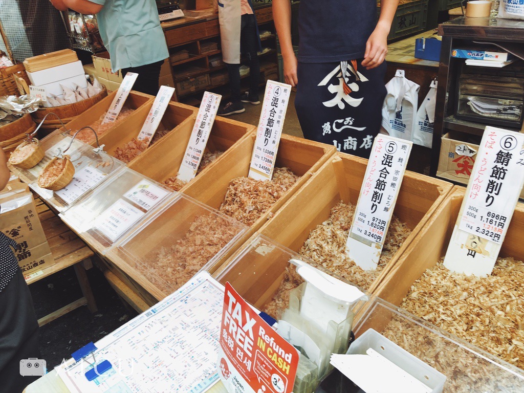 築地的柴魚專賣店秋山商店,也已經在豐州準備好新店面。