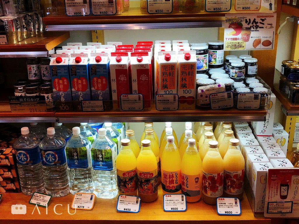 這是另外在福岡遇到的東北特產館(青森&岩手&盛岡),滿滿的各種蘋果汁,而且相對台灣價格好便宜啊。