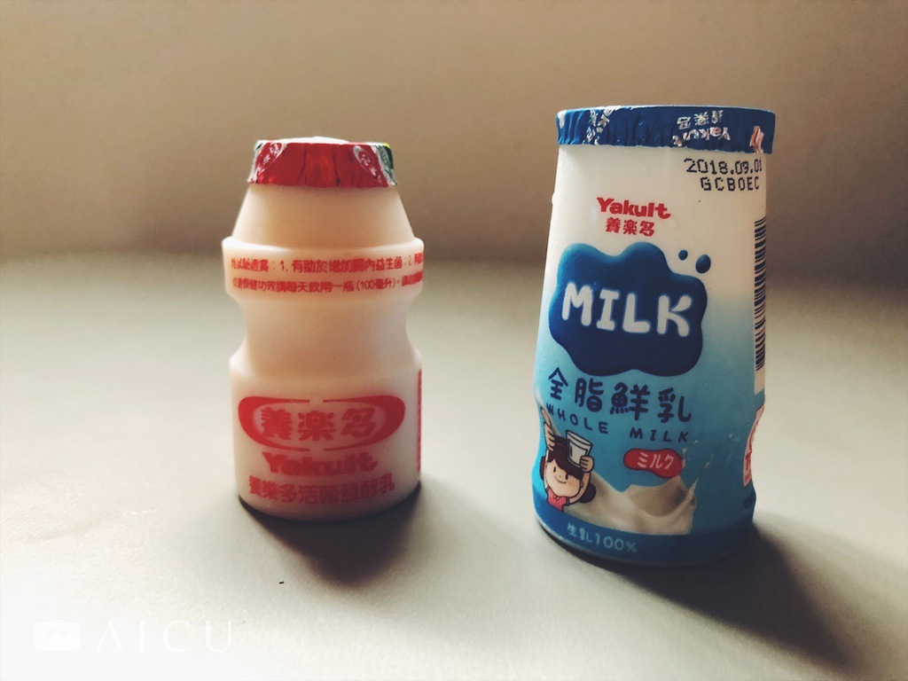 執行長的小秘密|養樂多全脂鮮乳+養樂多1:1混合,酸甜濃美,是奇妙的調和飲料,而且不知道為什麼用其他鮮乳就是不太對味呢。