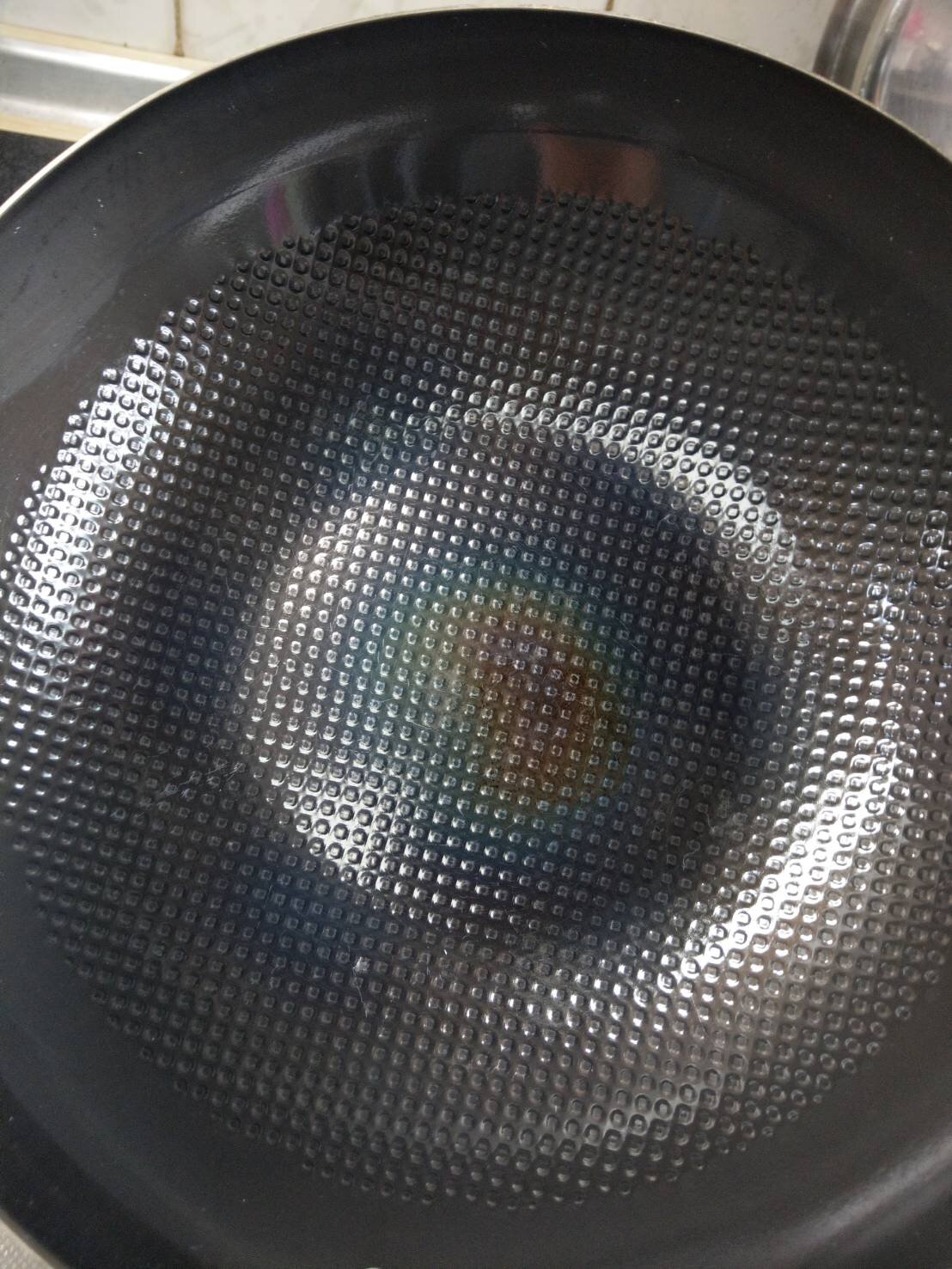 鐵鍋燒熱變色是正常的