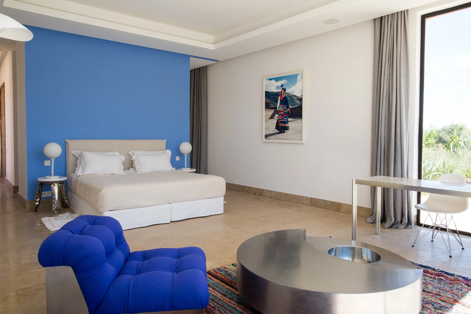 Azaren-blue-cabin-12.jpg
