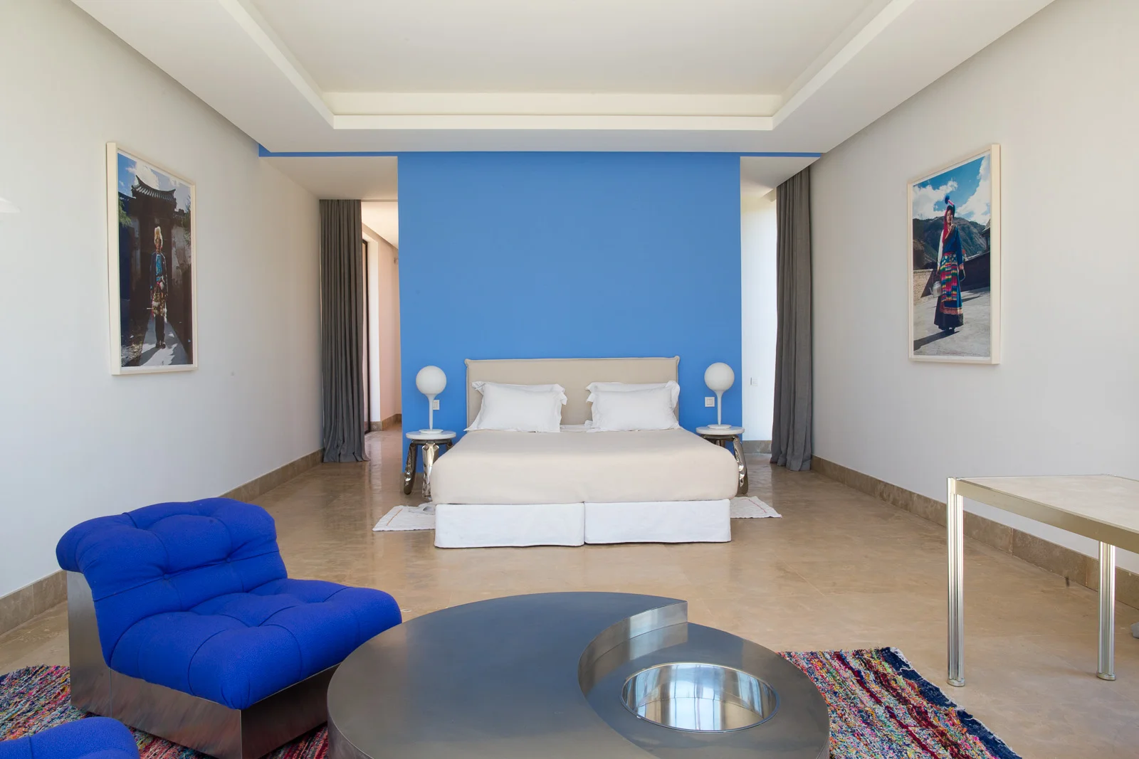 Azaren-blue-cabin-13.jpg