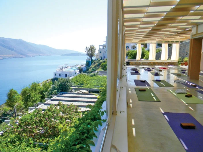 Namaste-Yoga-Shala-5-Αντιγραφή-705x529.jpg