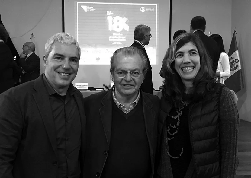 con nuestro maestro / with our professor Juvenal Baracco after the prize ceremony