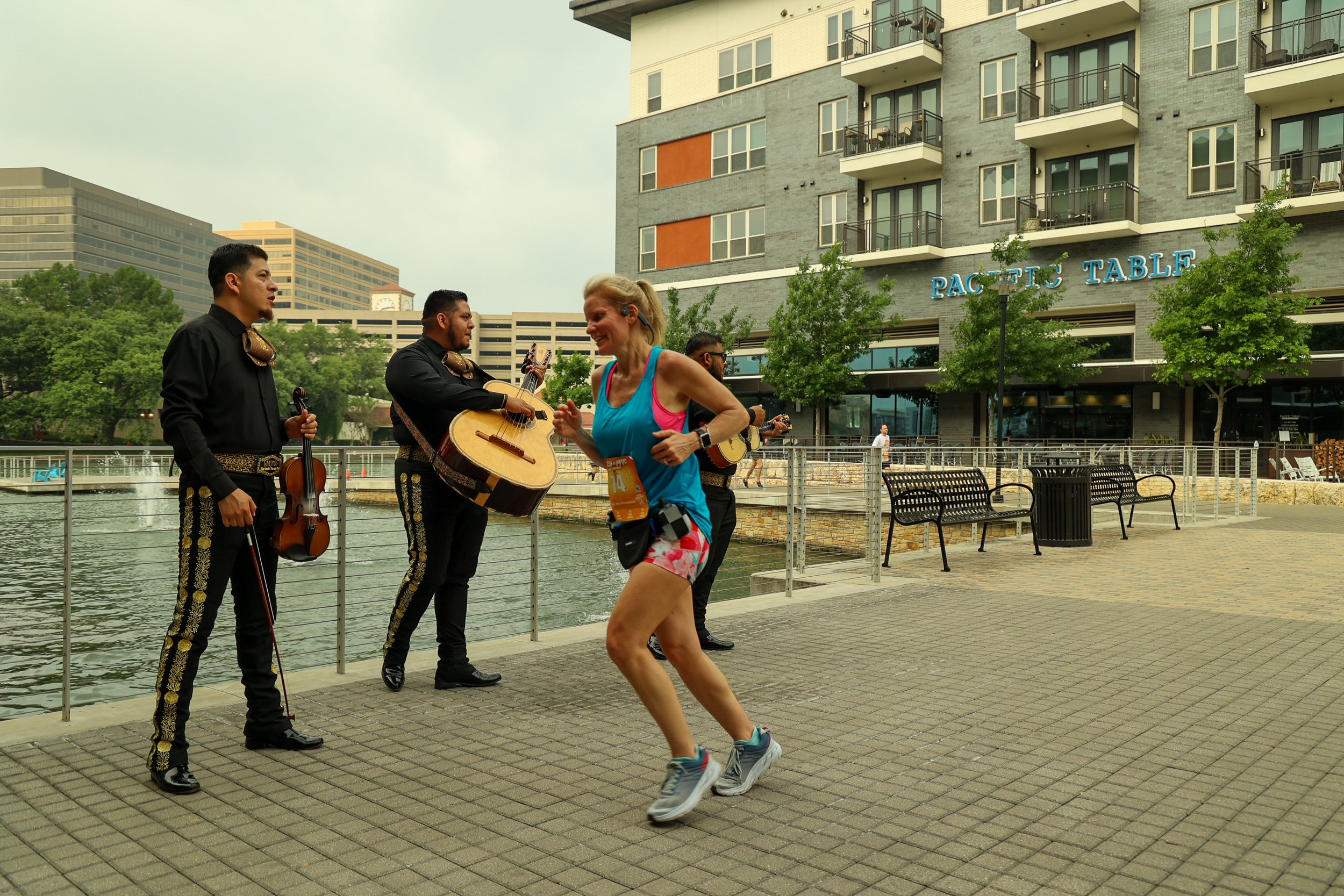 Mariachi - Fiesta De Mayo Half Marathon.jpg