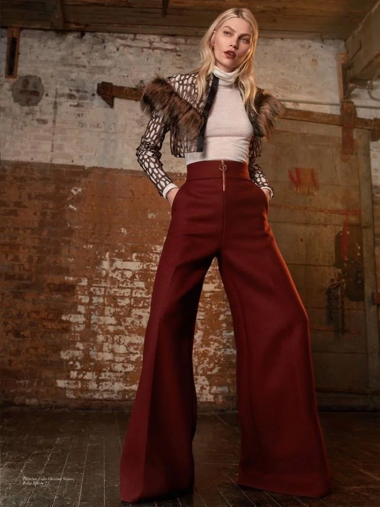 aline-weber-model12d8864ef51b631d820044ca7048b979c9_thumb.jpg