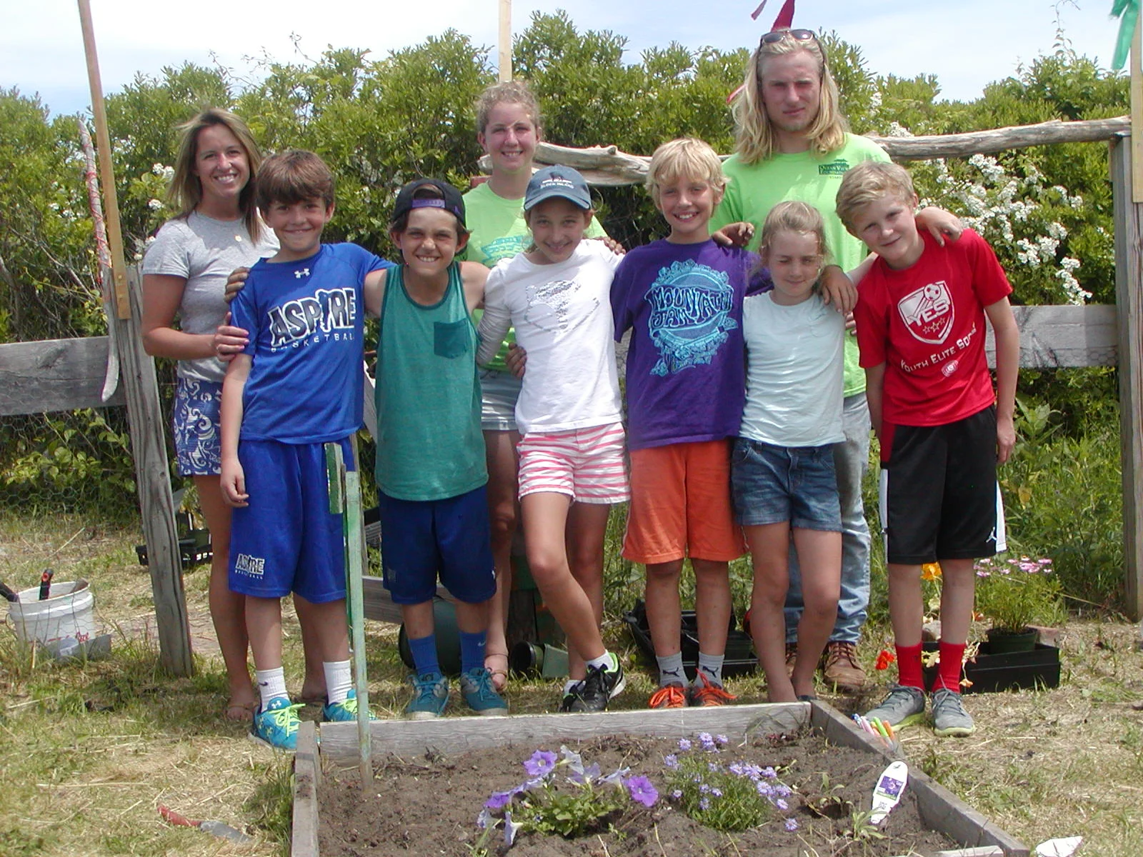 Grade 4 planting day, June 16, 2016