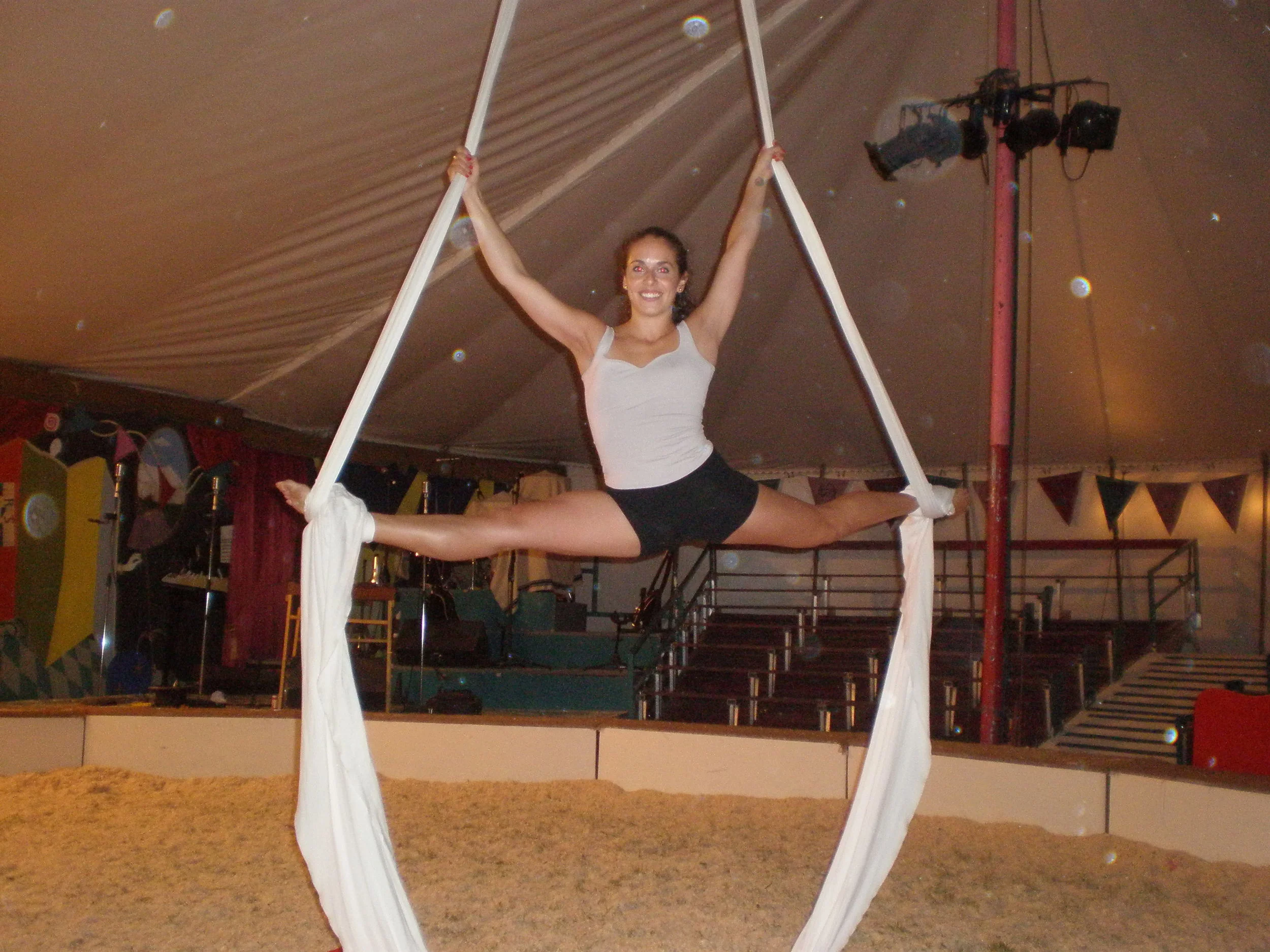 Giffords Circus 2.JPG