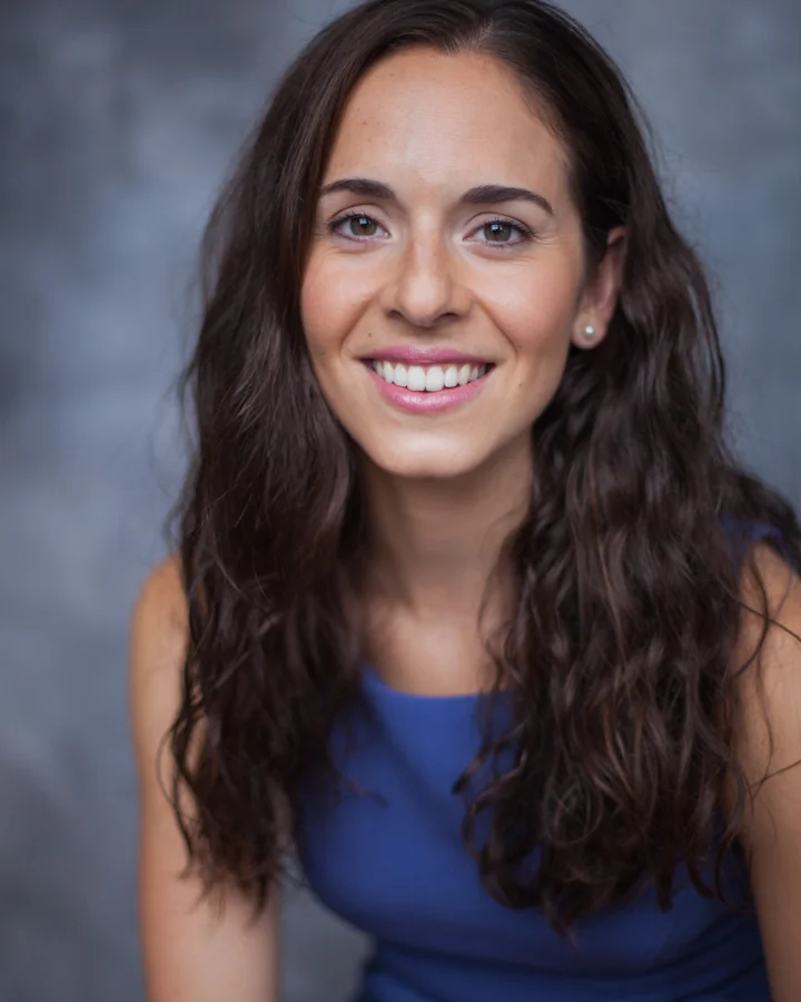 Headshot by Barbara Raso