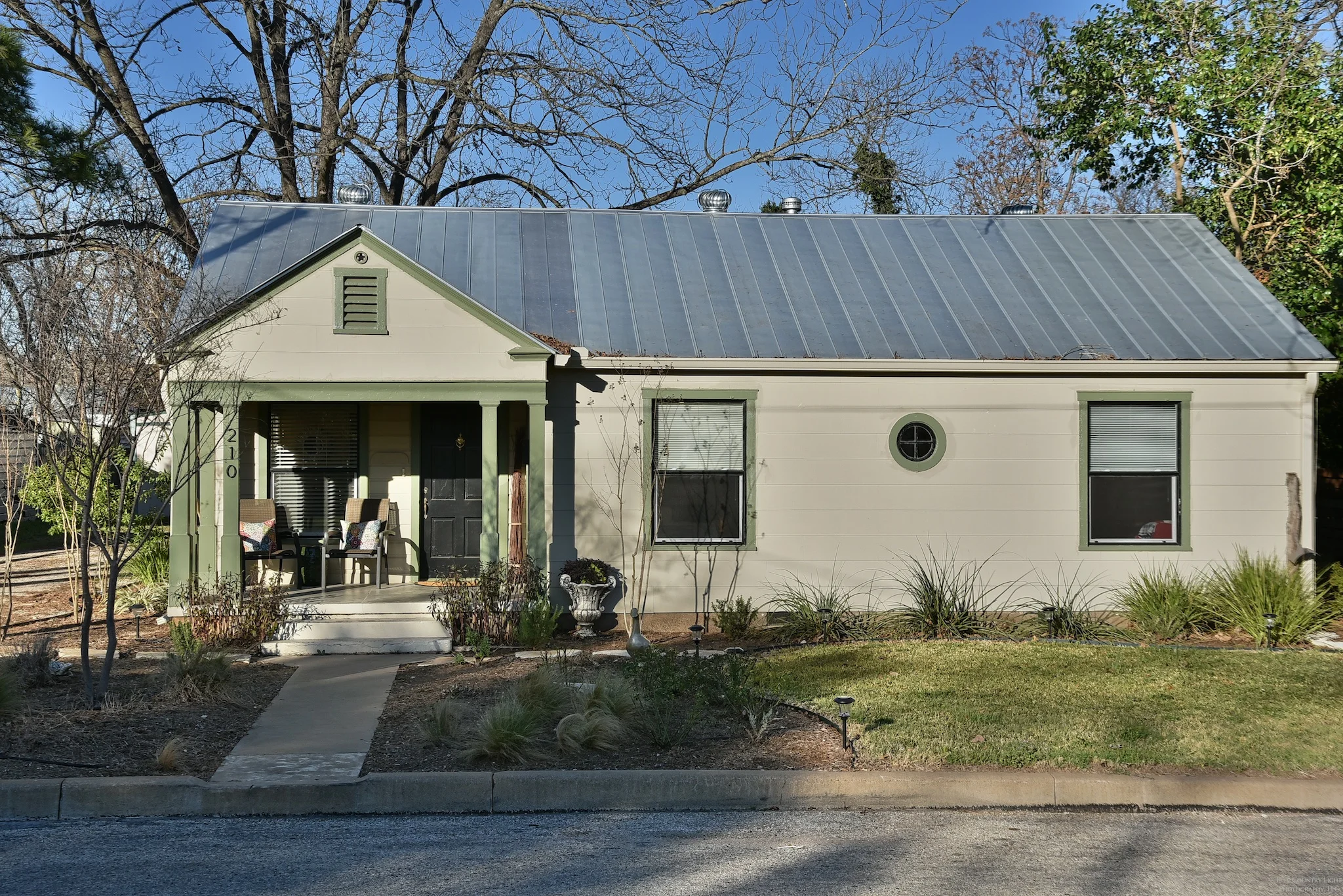 210 W Centre Web 2.jpg
