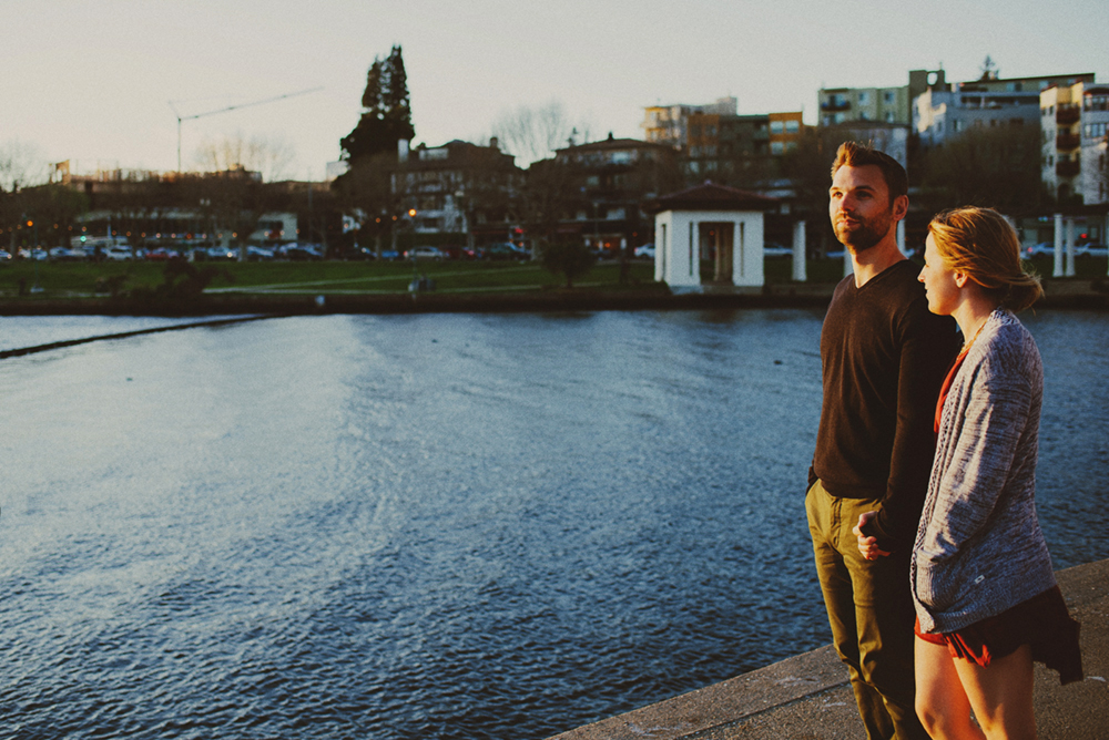 Lake-merritt-grand-lake-theater-engagement-session-oakland-21.JPG