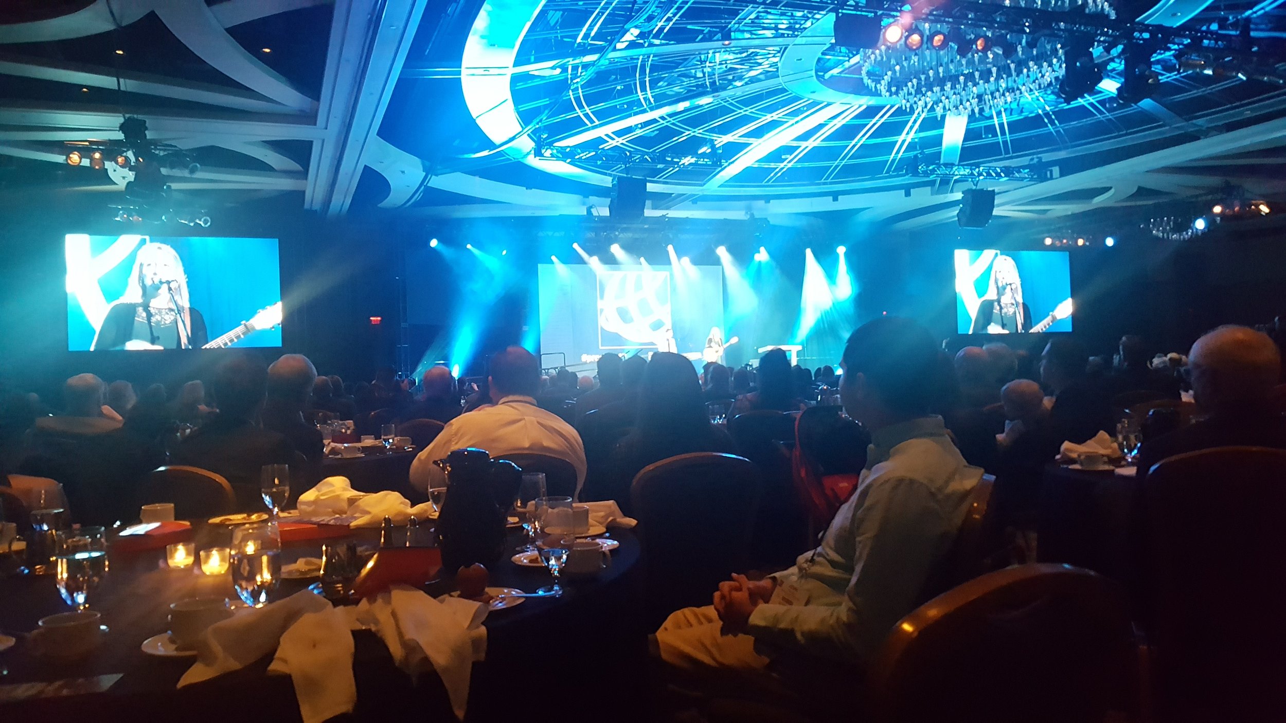 Closing Gala Dinner at the end of the week with speakers, awards and worship.