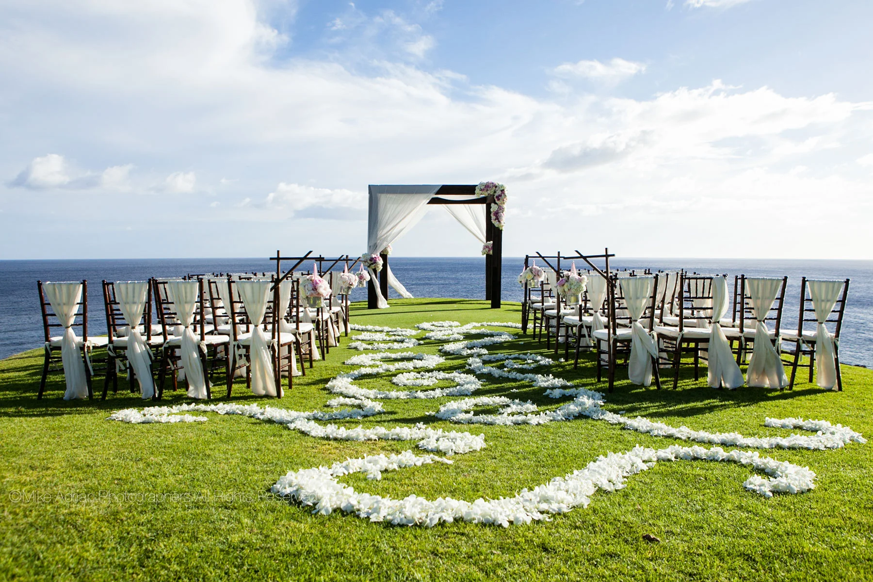 MikeAdrian-Four-Seasons-Lanai-_Details-Lanai-1.jpg