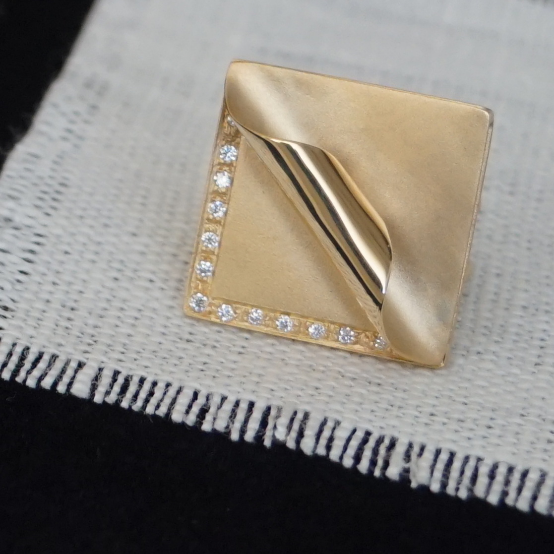 bespoke, 18K gold, handmade in usa, jewelry designer, conceptual jewelry, conceptual art