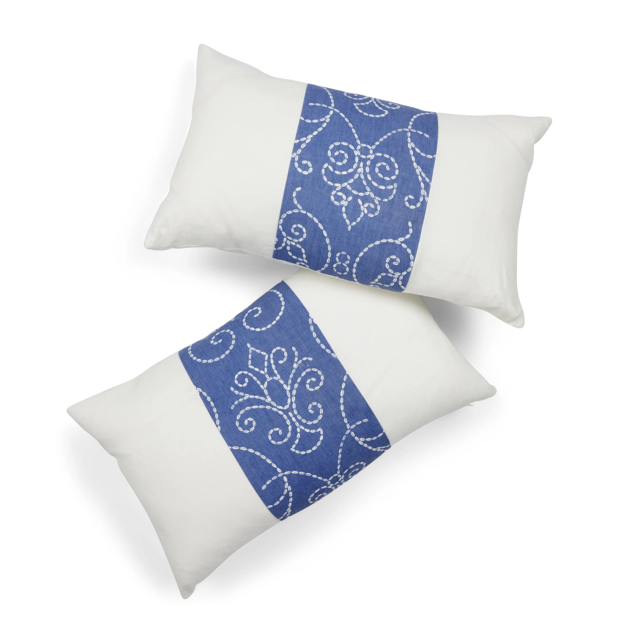 PILLOW_WHITE_BLUE_ 8.jpg