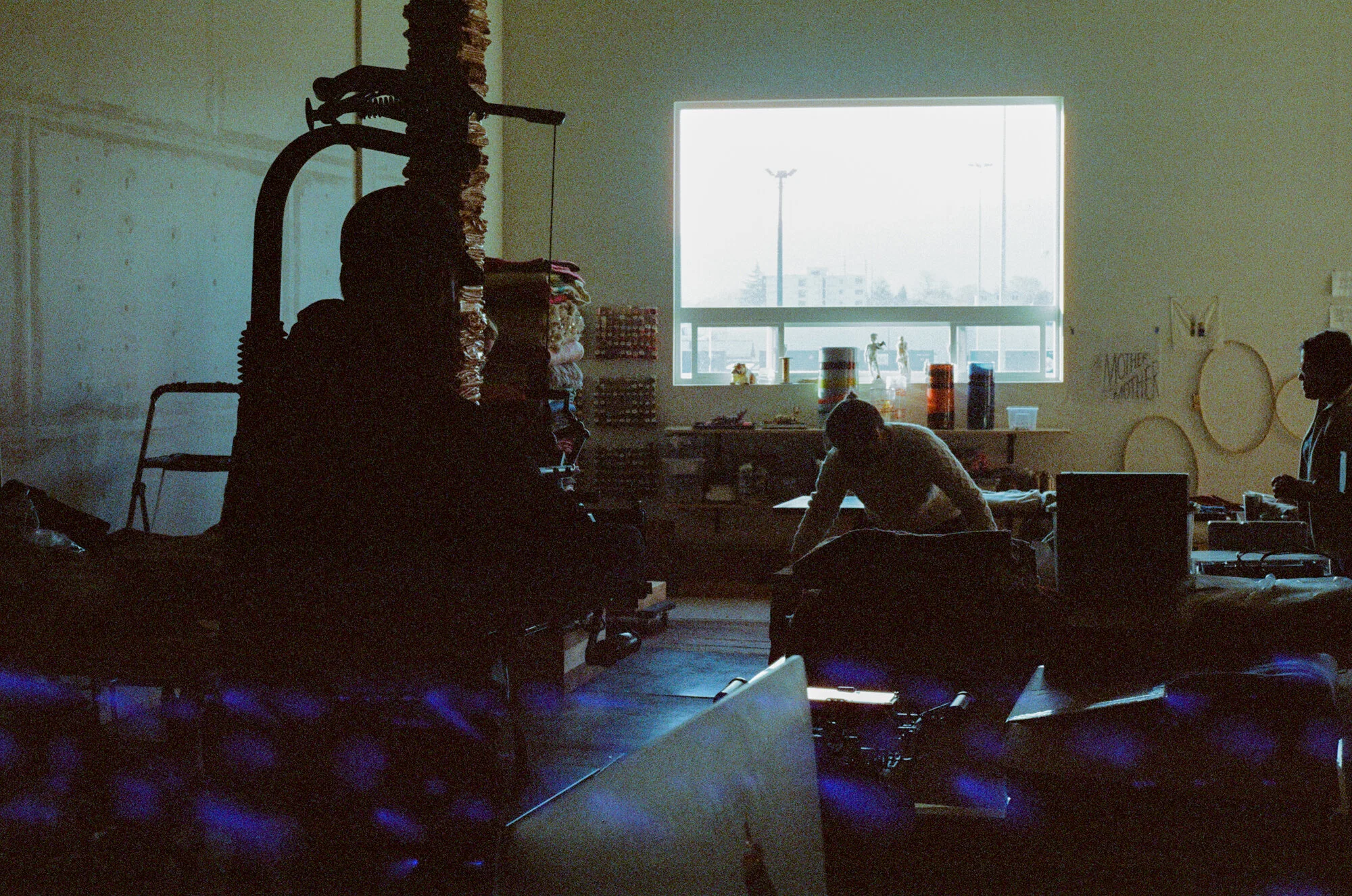 LPxMW-000002350003.jpg
