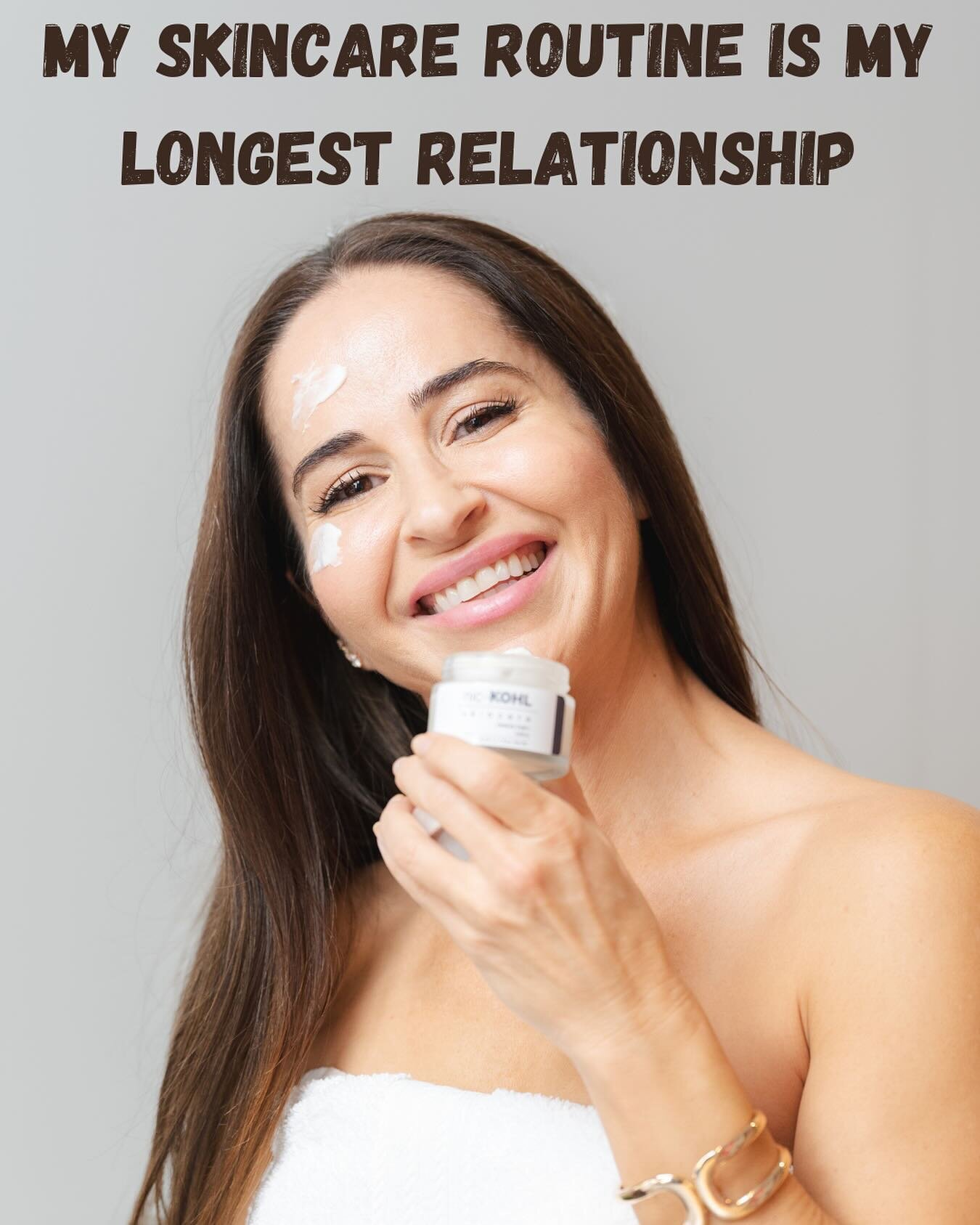 Here for the long-haul, we&rsquo;re in for a super Duper long-term relationship &hearts;️🧴 from severe acne, sensitivity, pigmentation, and now ageing&hellip;..I love this relationship. 
.
.
.
#Esthetician #OakvilleSkincare #aesthetics  #TheOakville