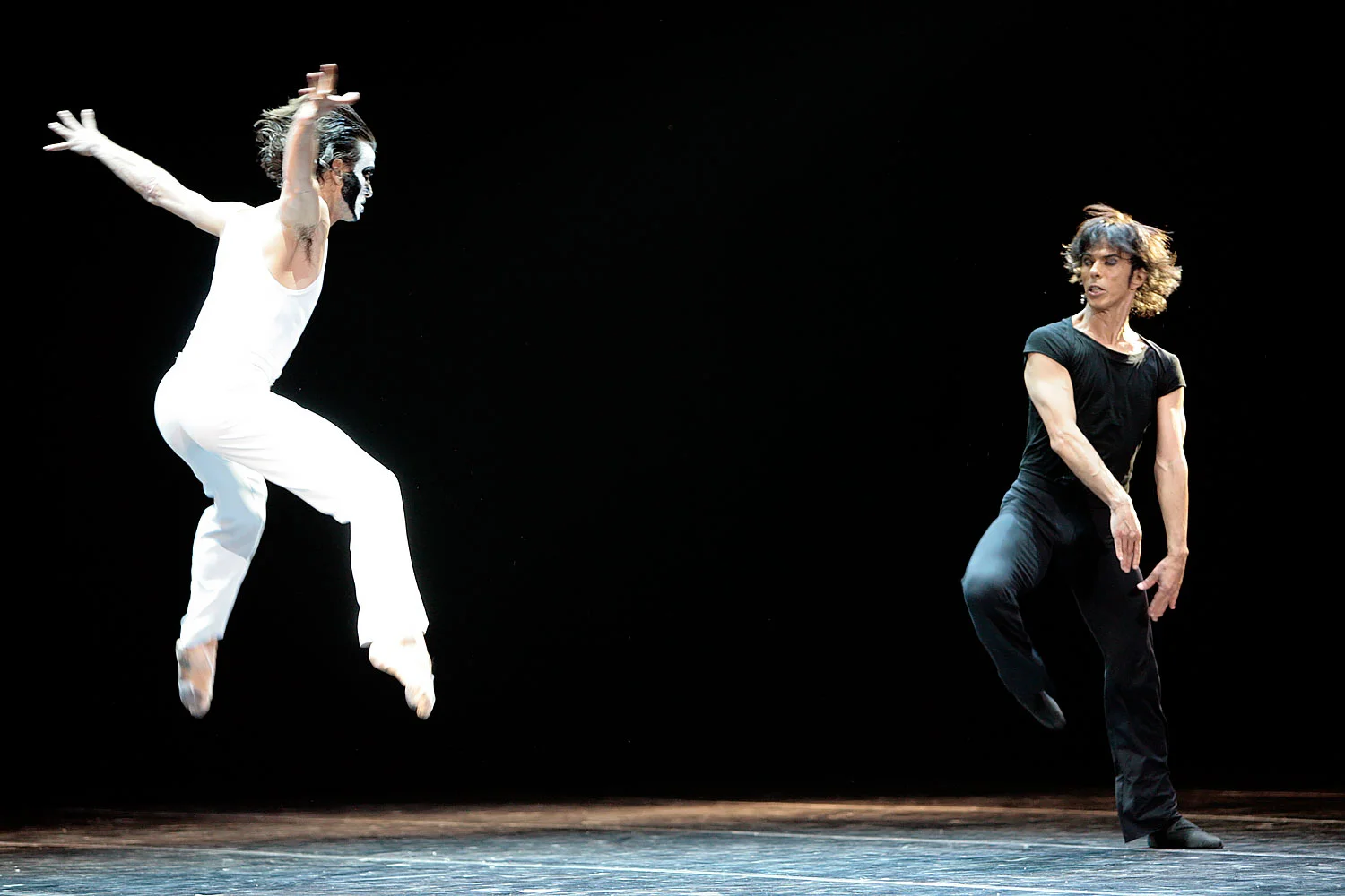 Lausanne Ballet Béjart Copyright Bertrand Cottet