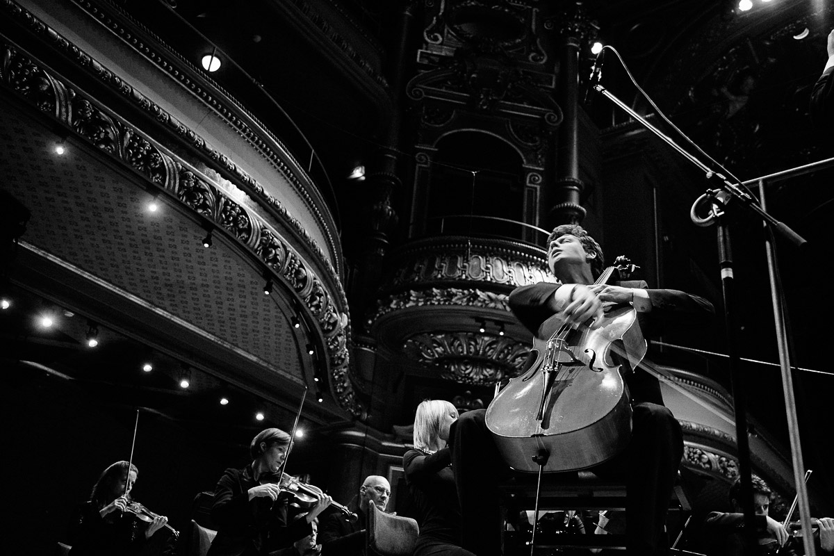Dans les coulisses du Concours de musique classique de Genève.
