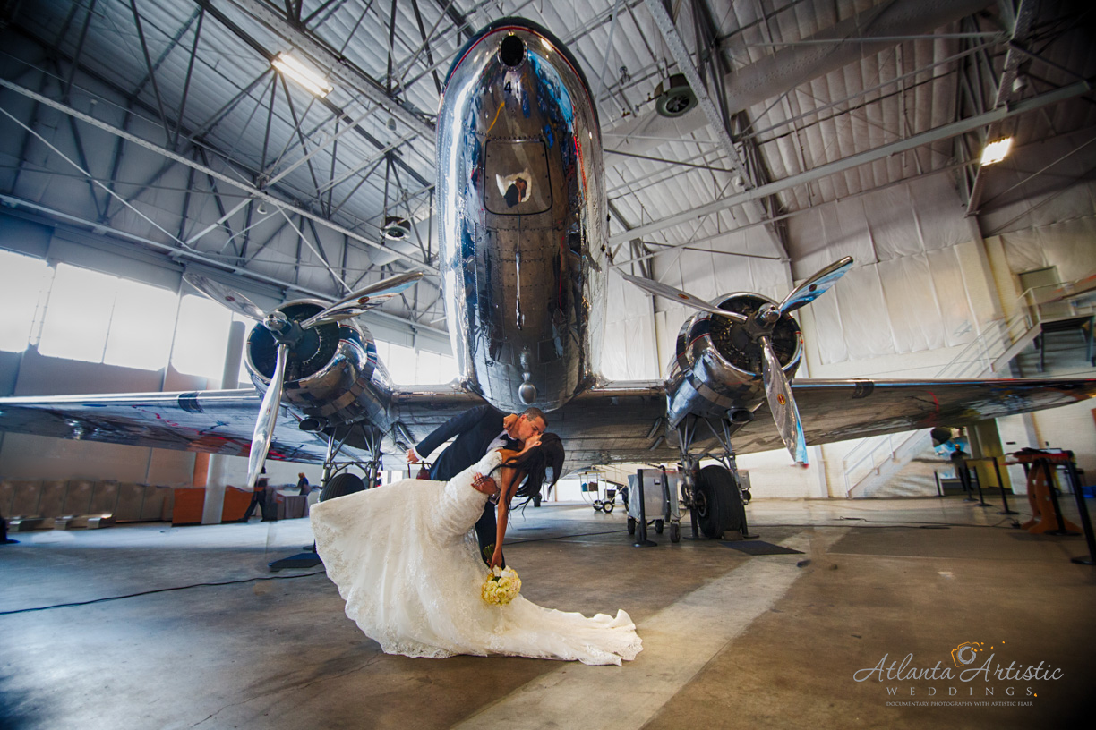  Photography by the Atlanta wedding photographers at Atlanta Artistic Weddings 