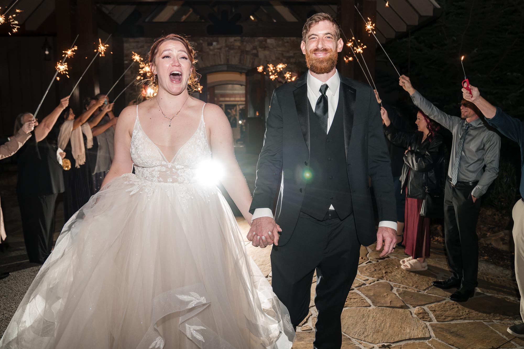 Atlanta Wedding Photographers Capture Beautiful Wedding in the North Georgia Mountains