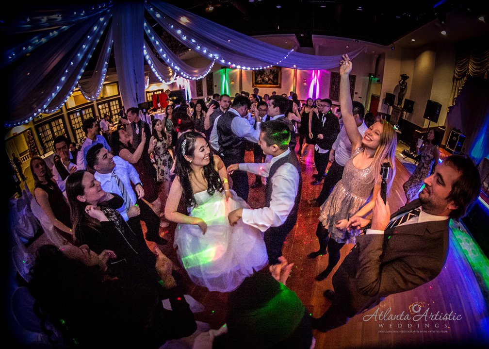 Wedding Party and Dancing having a good time.jpg