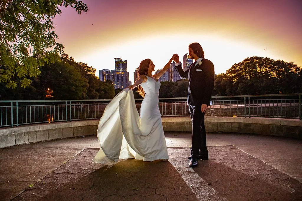 Our Favorite Photo Ideas For Wonderful Wedding/Engagement Shots!