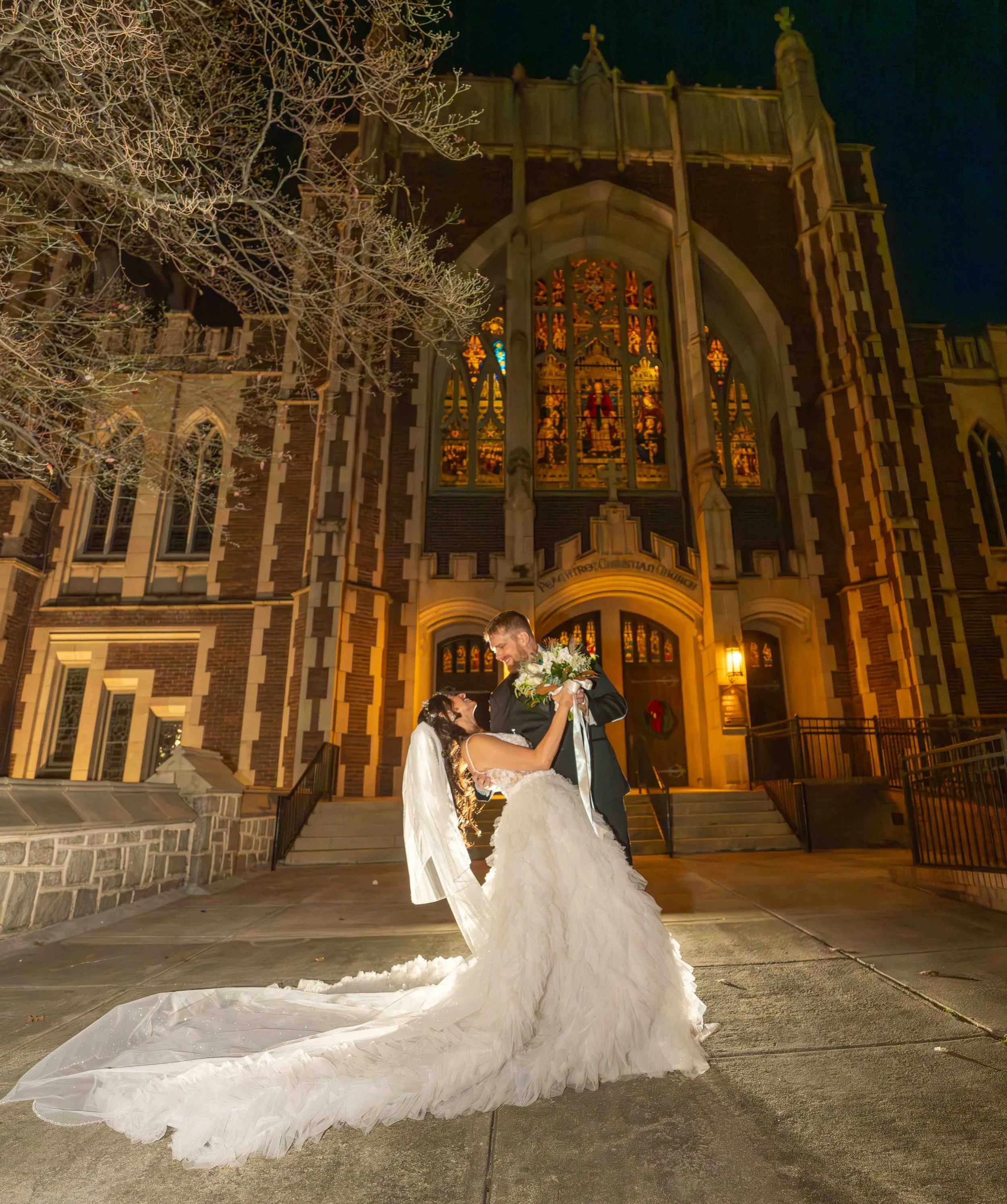 Atlanta Wedding Photographer Captures Special Day at the City's Historic Landmarks