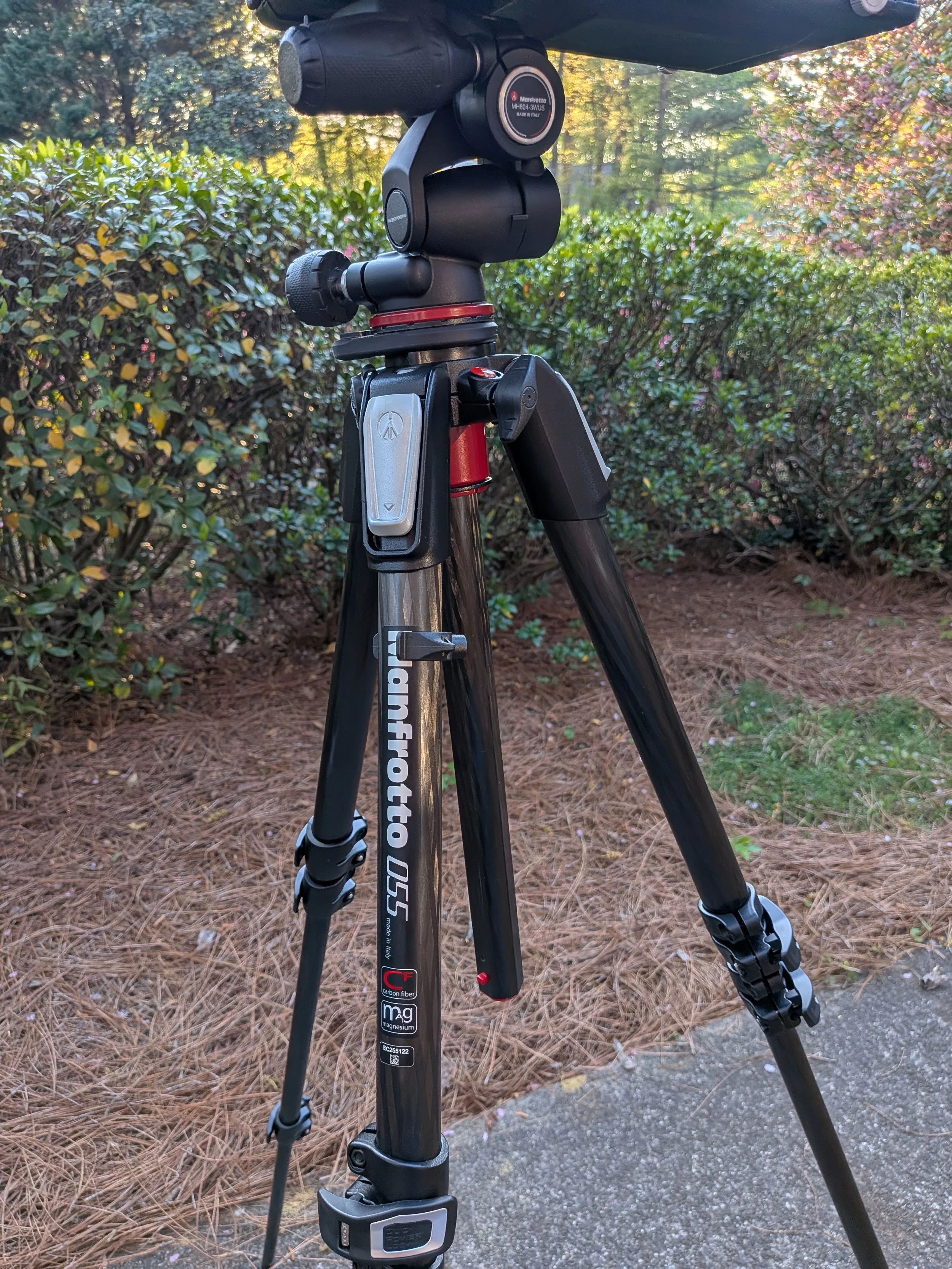 Historic Venue, Classic Camera for Atlanta Wedding Using a Modern Tripod