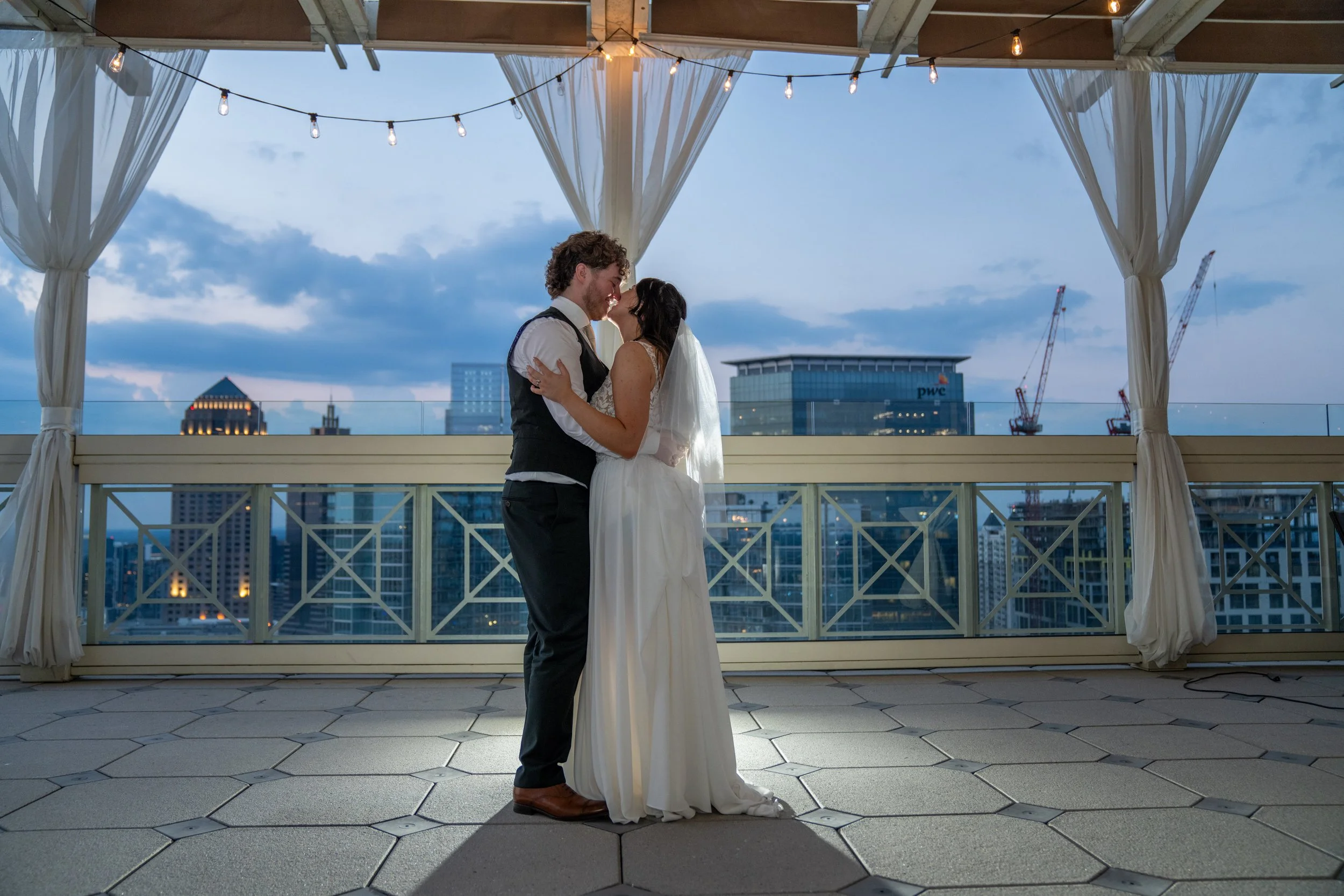 The Atlanta Wedding Photographers at AtlantaArtisticWeddings Awarded The Top 3 Wedding Photographers in the City