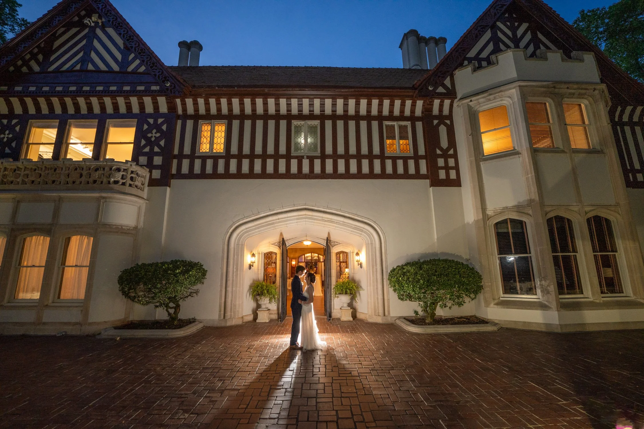 Atlanta wedding photographers at AtlantaArtsticWeddings documentary artistic