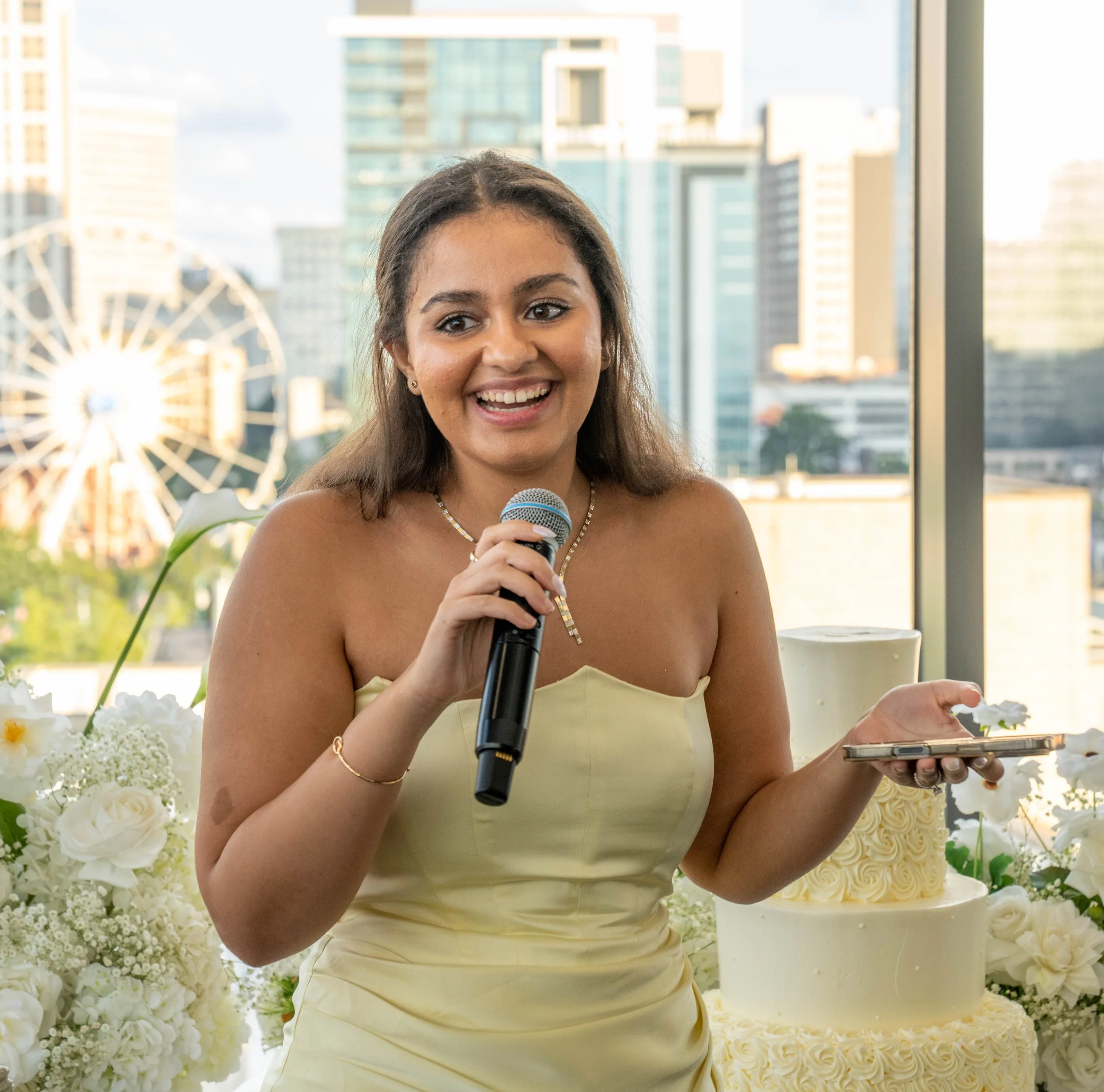 The Atlanta wedding photographer at AtlantaArtisticWeddings tells your wedding story with Photodocumentary photography at Ventanas