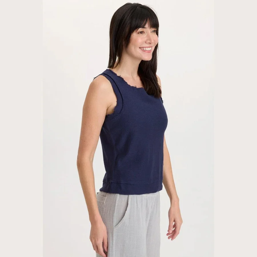 Wearables-ila-crepe-knit-raw-edge-tank-navy-03.jpg