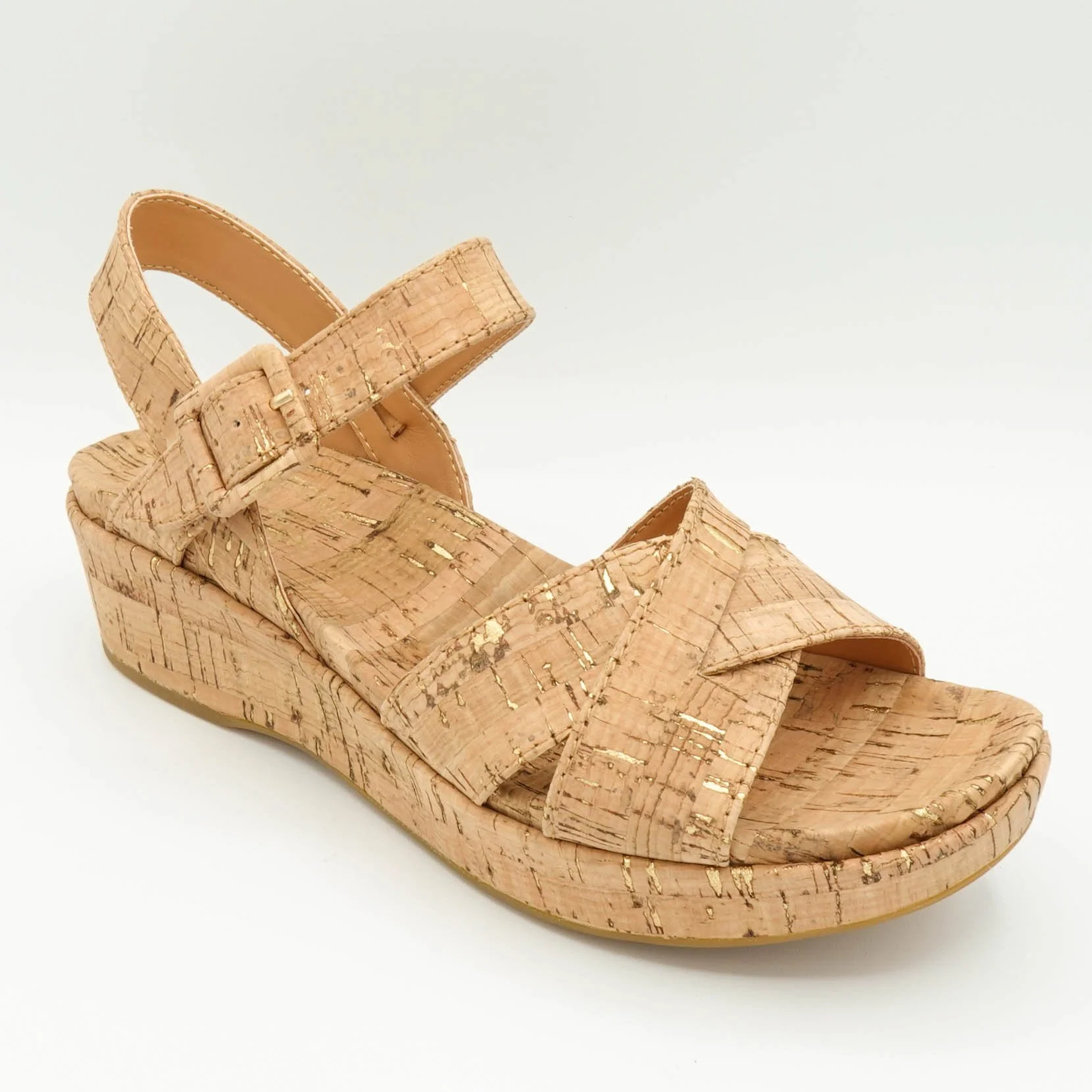Kork-Ease-myrna-2-cork-soft-gold-1.jpg