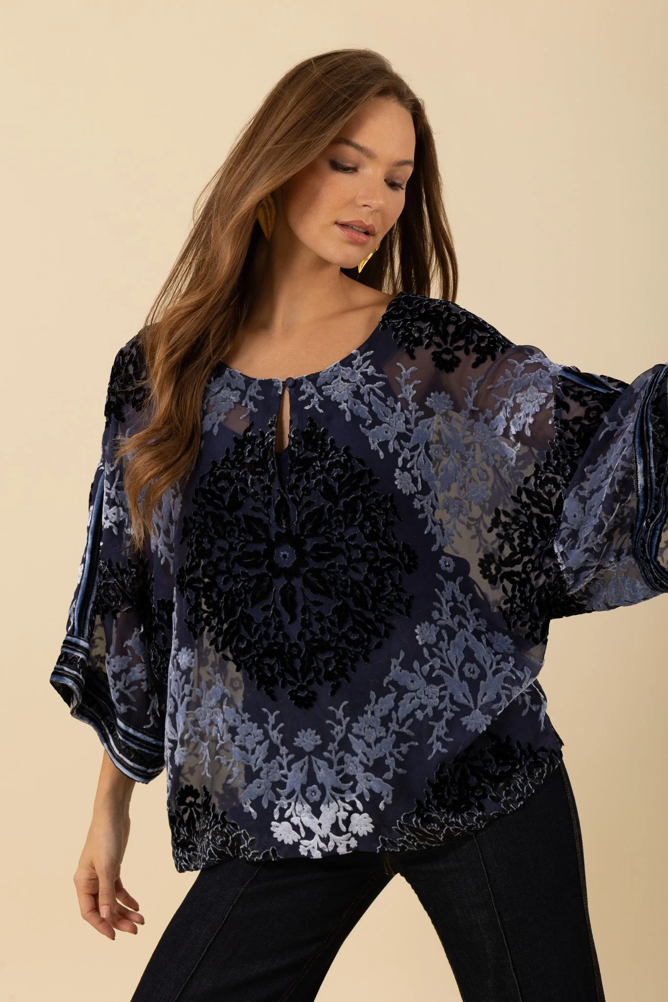 Hale-Bob-briar-kimono-sleeve-top-navy-02.jpg
