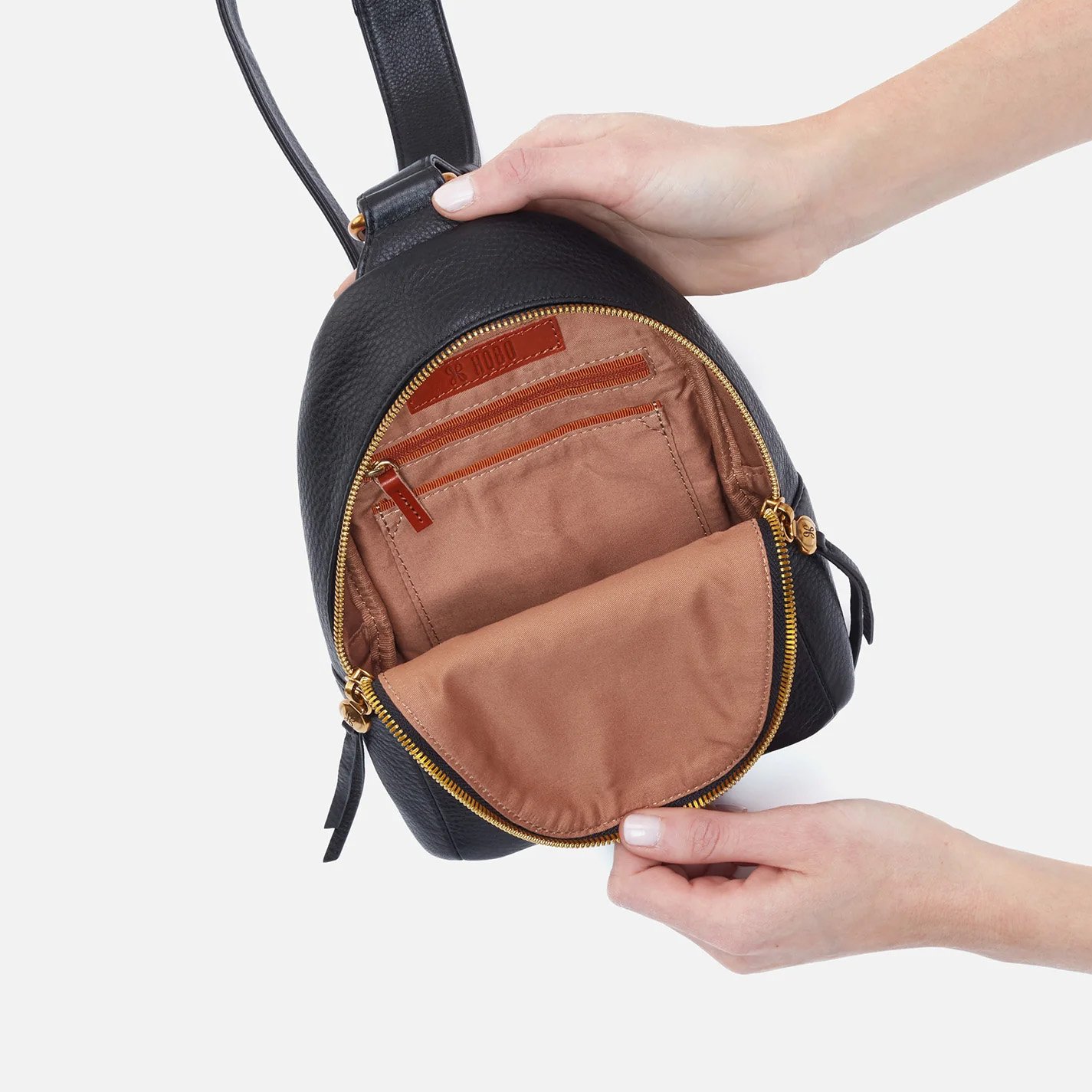 Hobo-fern-sling-bag-black-02.jpg