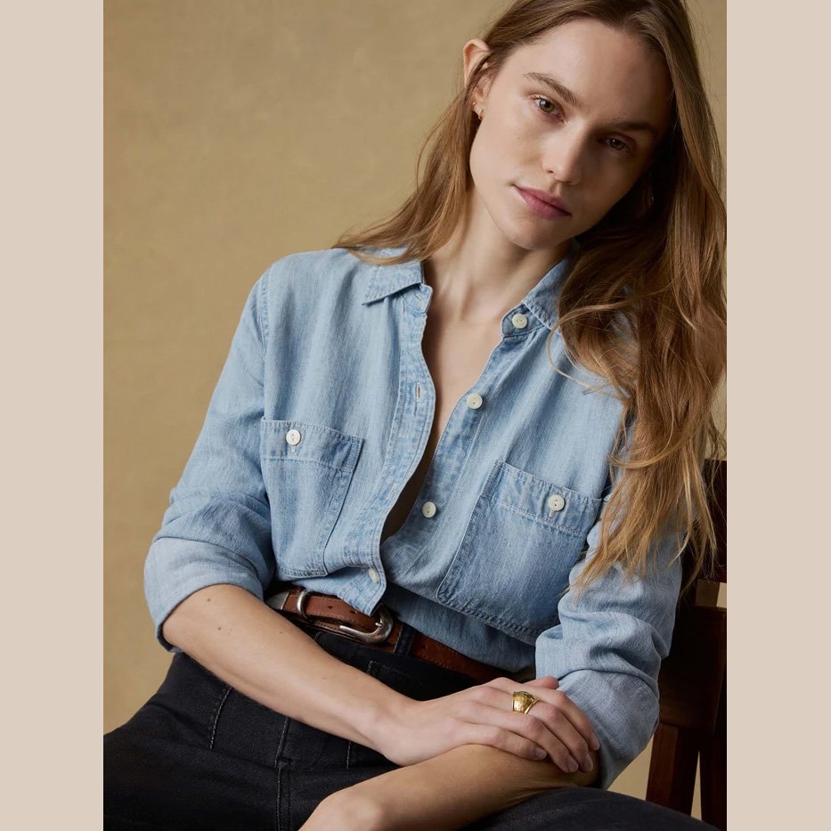 Faherty-tried-and-true-chambray-classic-shirt-mid-wash-03.jpg