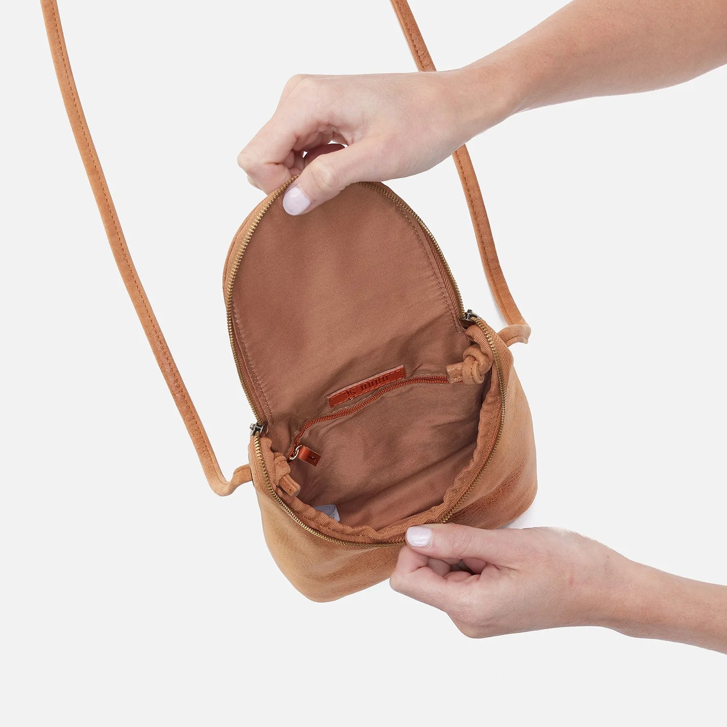 Hobo handbags - the fern crossbody bag in whiskey leather