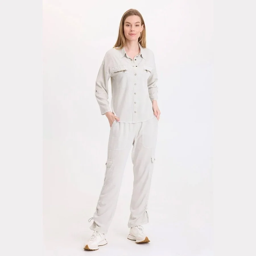 Wearables-knapp-distressed-cargo-button-up-whitecap-pigment-02.jpg