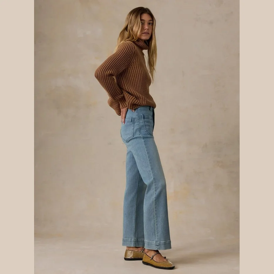 Faherty-stretch-terry-patch-pocket-ankle-pant-eastern-shore-wash-05.jpg