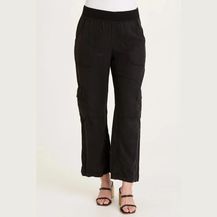 XCVI-taran-twill-cargo-pant-black-01.jpg